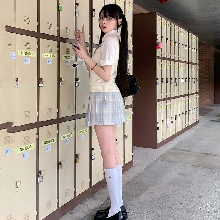 兔半眠 学院风甜妹马甲翻领衬衫短袖浅格裙制服 女款 套装（奶杏马甲+短袖修身衬衫+月见裙子）