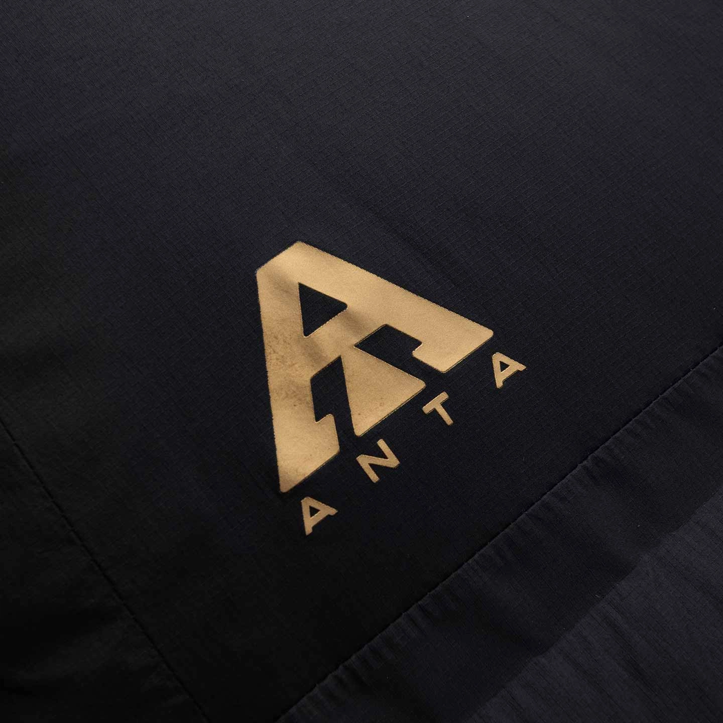 Anta OUTDOORS