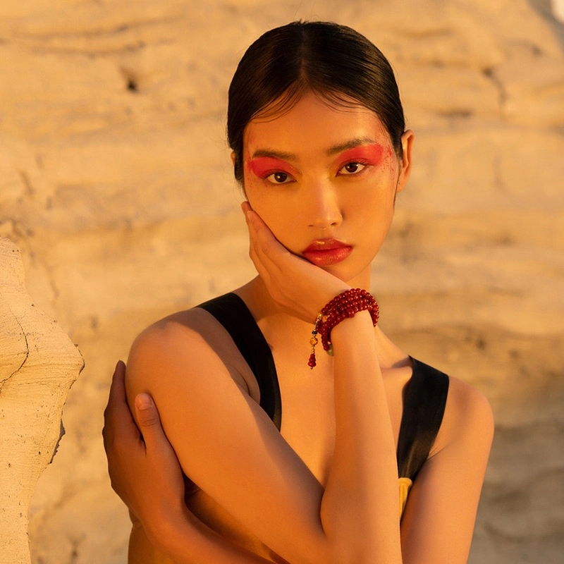 七小匠 国潮 复古简约 轻奢小众设计 时尚高级感 南红 手串 女款