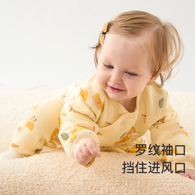 童泰婴儿长袖连体衣秋冬季男女宝宝衣服内衣偏开长袖夹棉哈衣爬服连体装