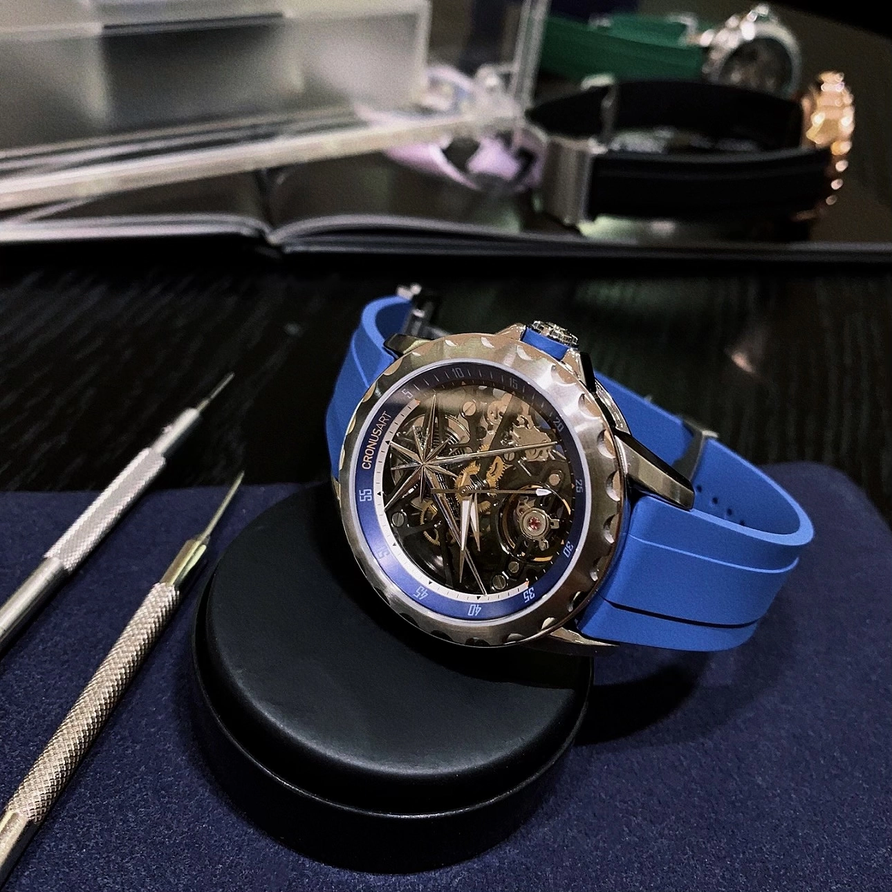 CRONUSART CM05-06A