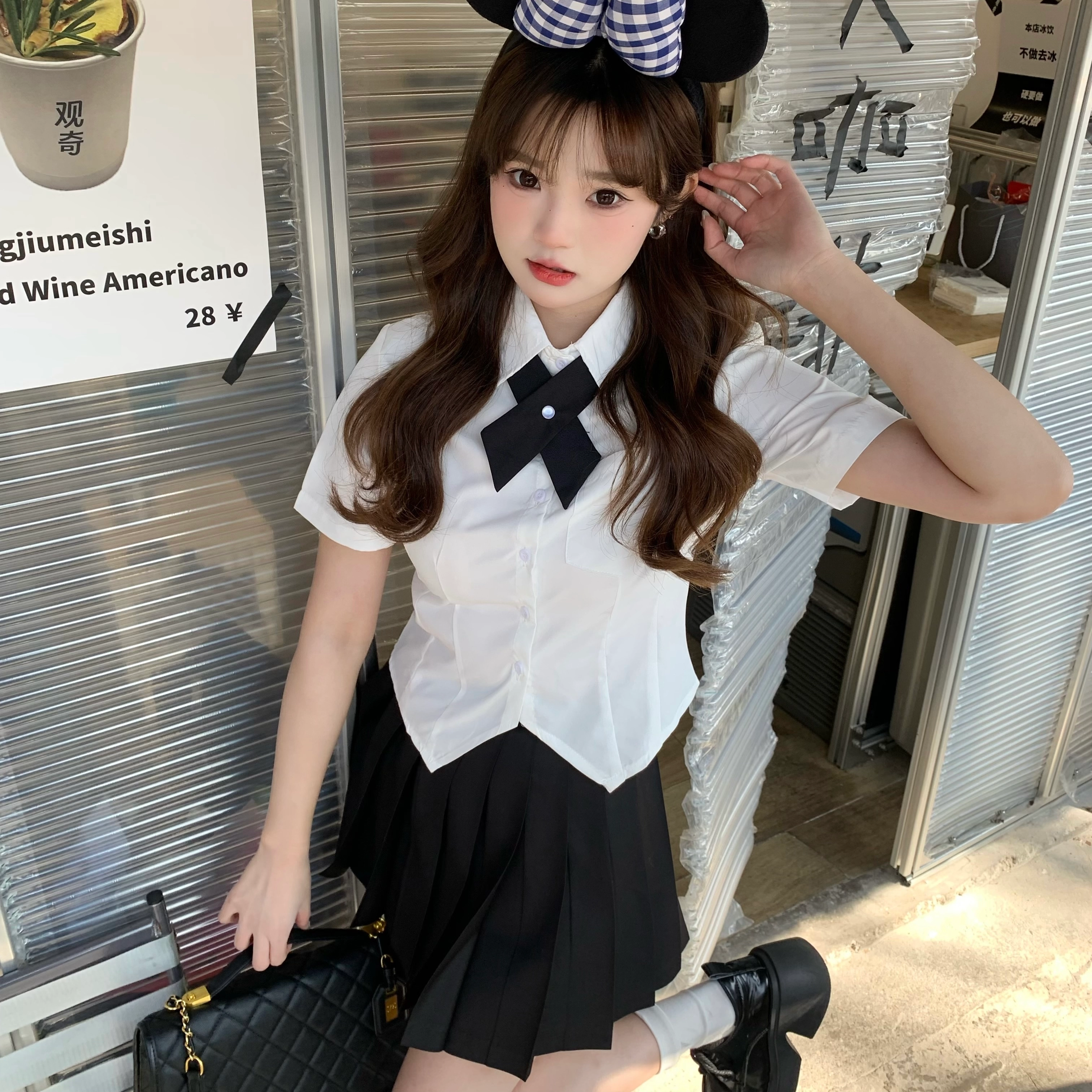 花山家的猫 纯色尖领不规则短袖衬衫百褶短裙制服 女款