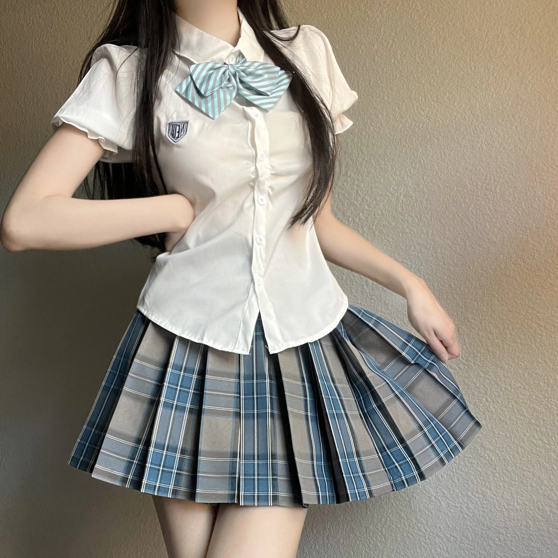 花山家的猫 泡泡袖收腰领结短袖衬衫制服 女款