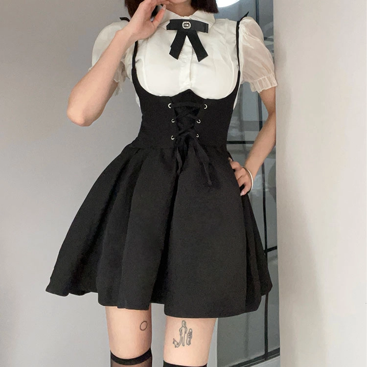 花山家的猫 纯色圆领超短款背带裙高腰修身泡泡短袖衬衫制服套装 女款