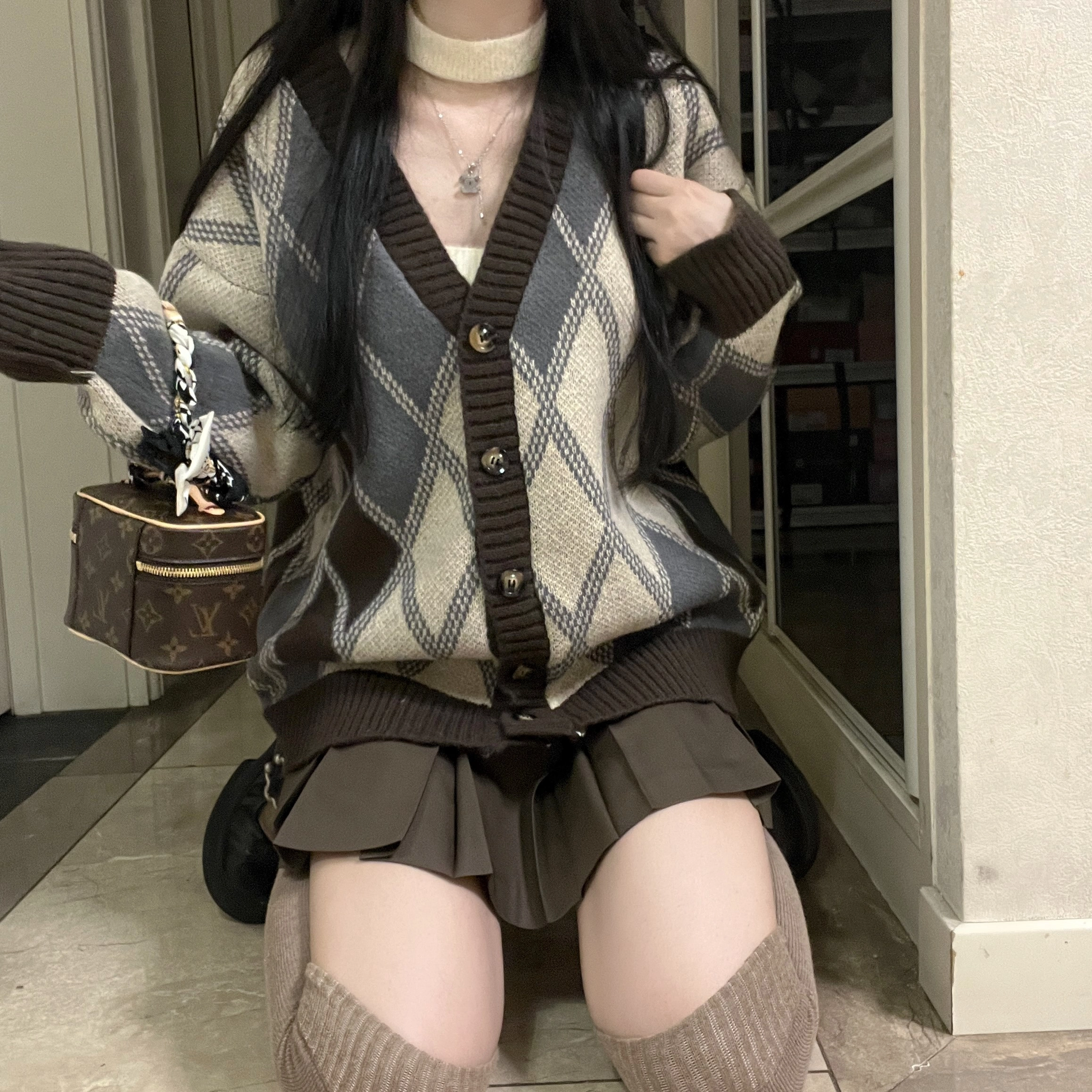 花山家的猫 排扣毛衣开衫长袖衬衫配格子领带制服 女款