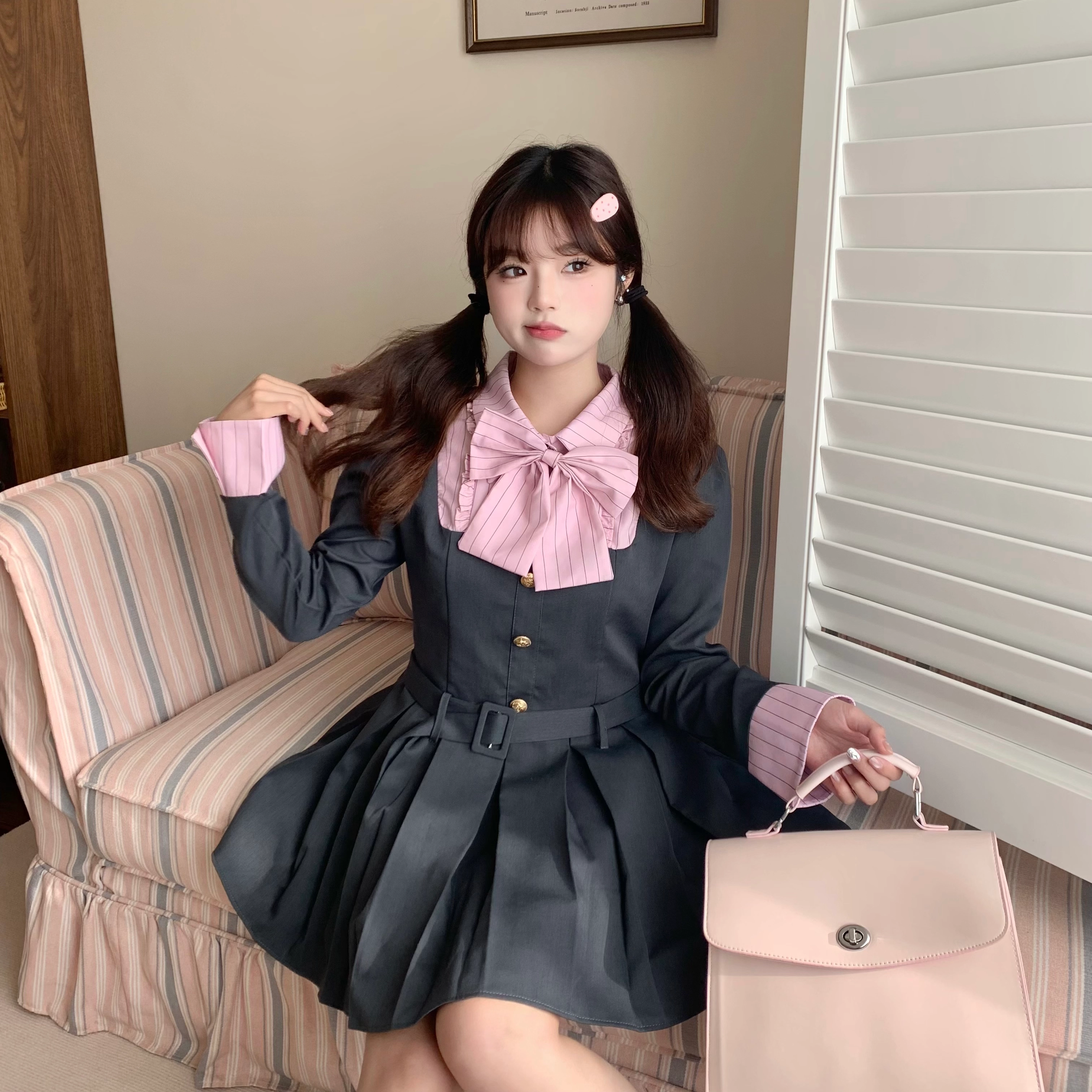 花山家的猫 学院风尖领韩式衬衫袖假两件收腰长袖连衣裙 女款 粉衬衫领黑色长袖连衣裙