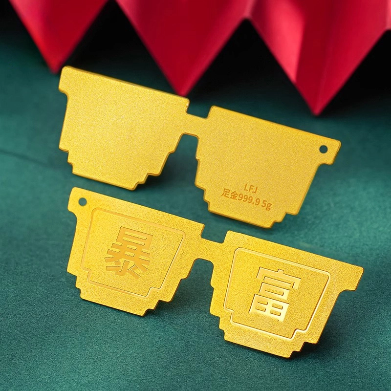 六桂福珠宝 暴富眼镜 摆件 招财纳搞创意金块个性设计感金钞储蓄 增值纪念品收藏品送礼 足金 按克计价 黄金金币 男女同款情侣款