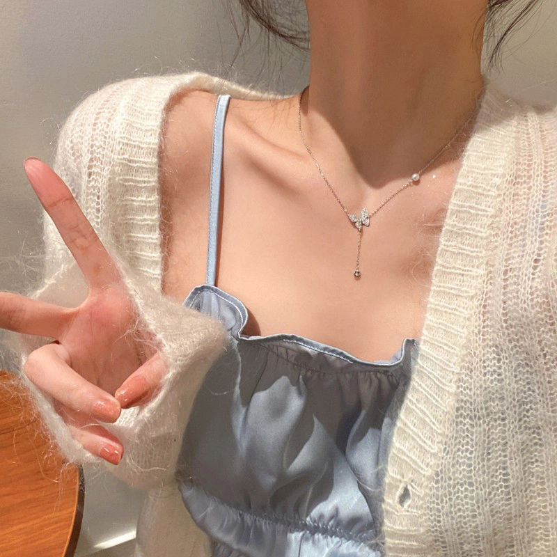 925