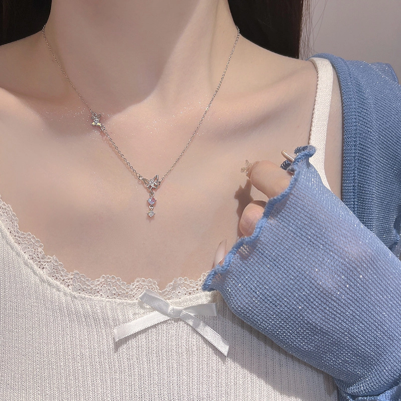 希遇 极光月光石蝴蝶项链简约蓝色甜美气质少女心流苏锁骨链 铜 项链 女款