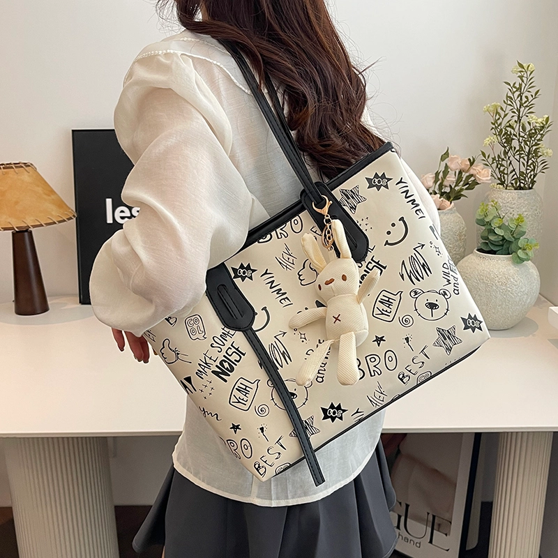 RIVMIND PU Tote