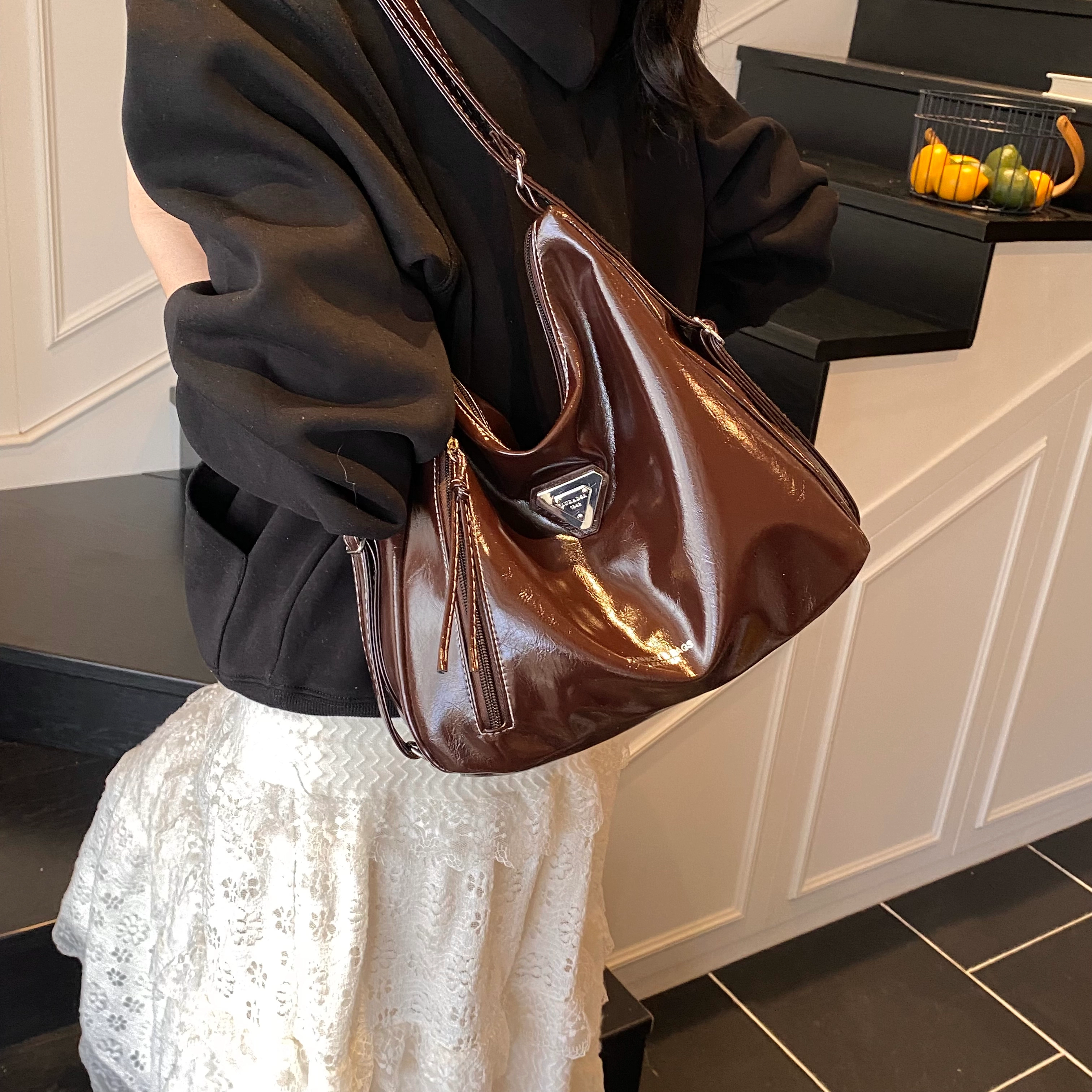 RIVMIND ins PU Tote