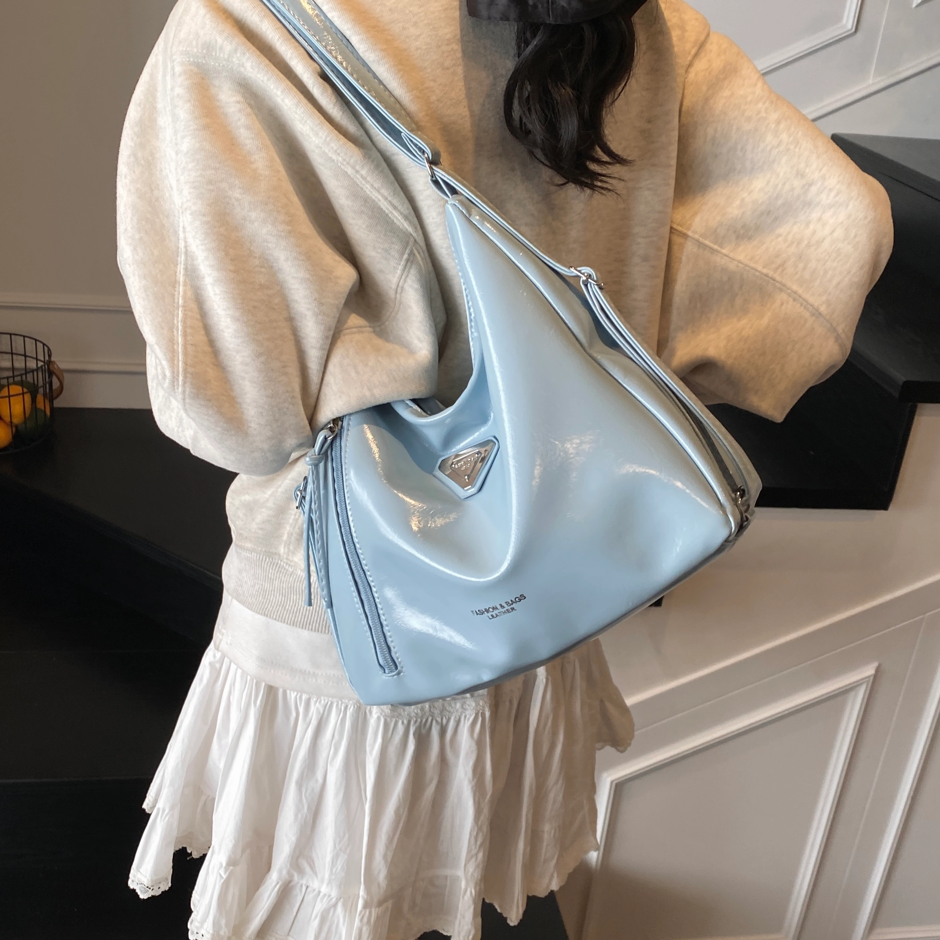 RIVMIND ins PU Tote