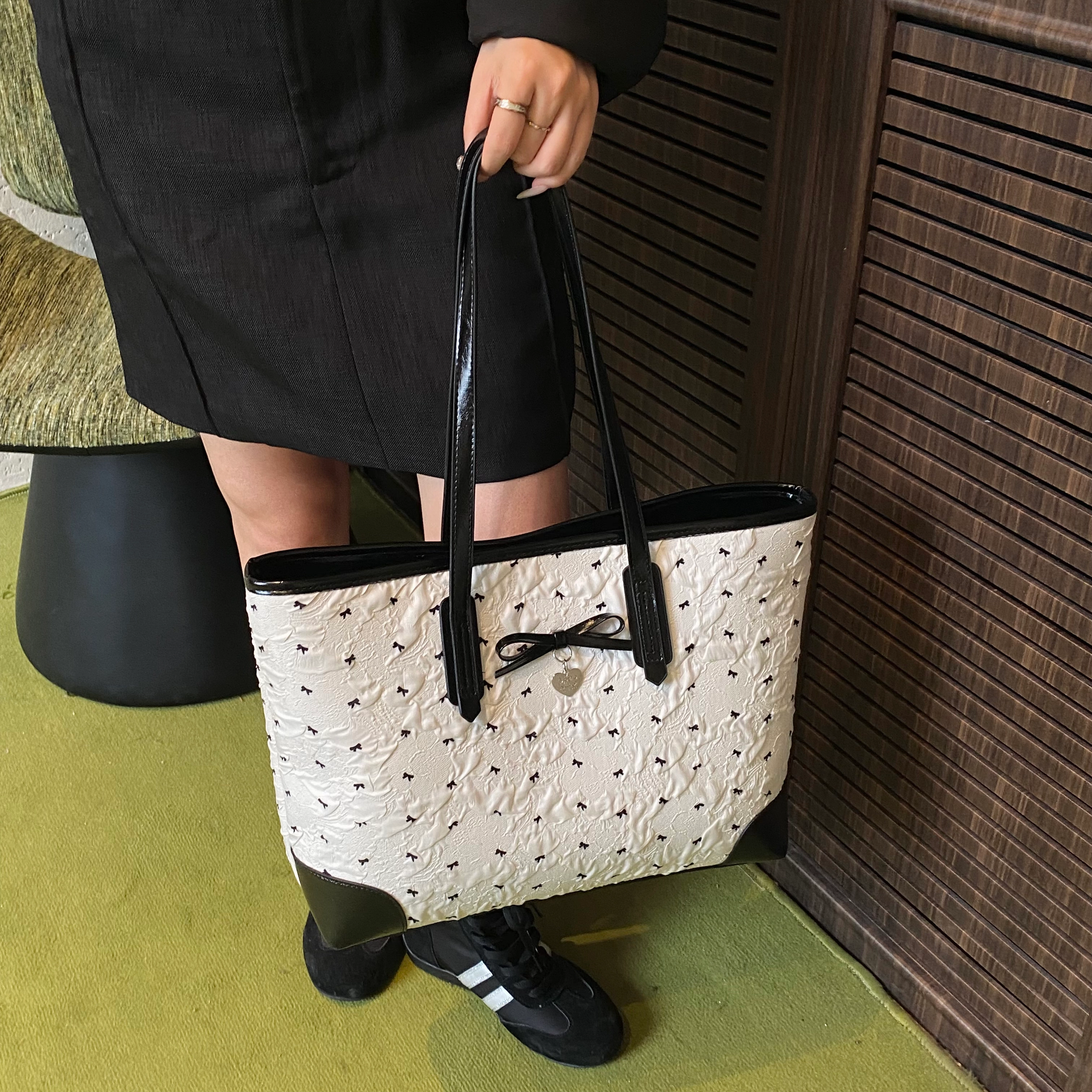 RIVMIND PU Tote