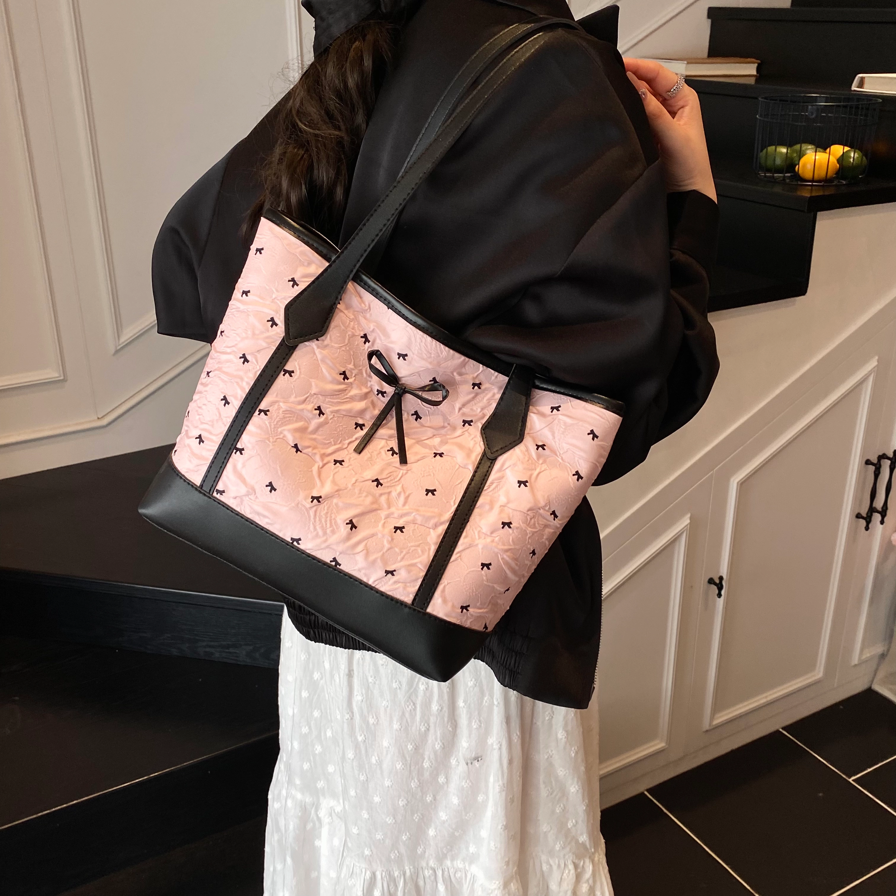 RIVMIND PU Tote