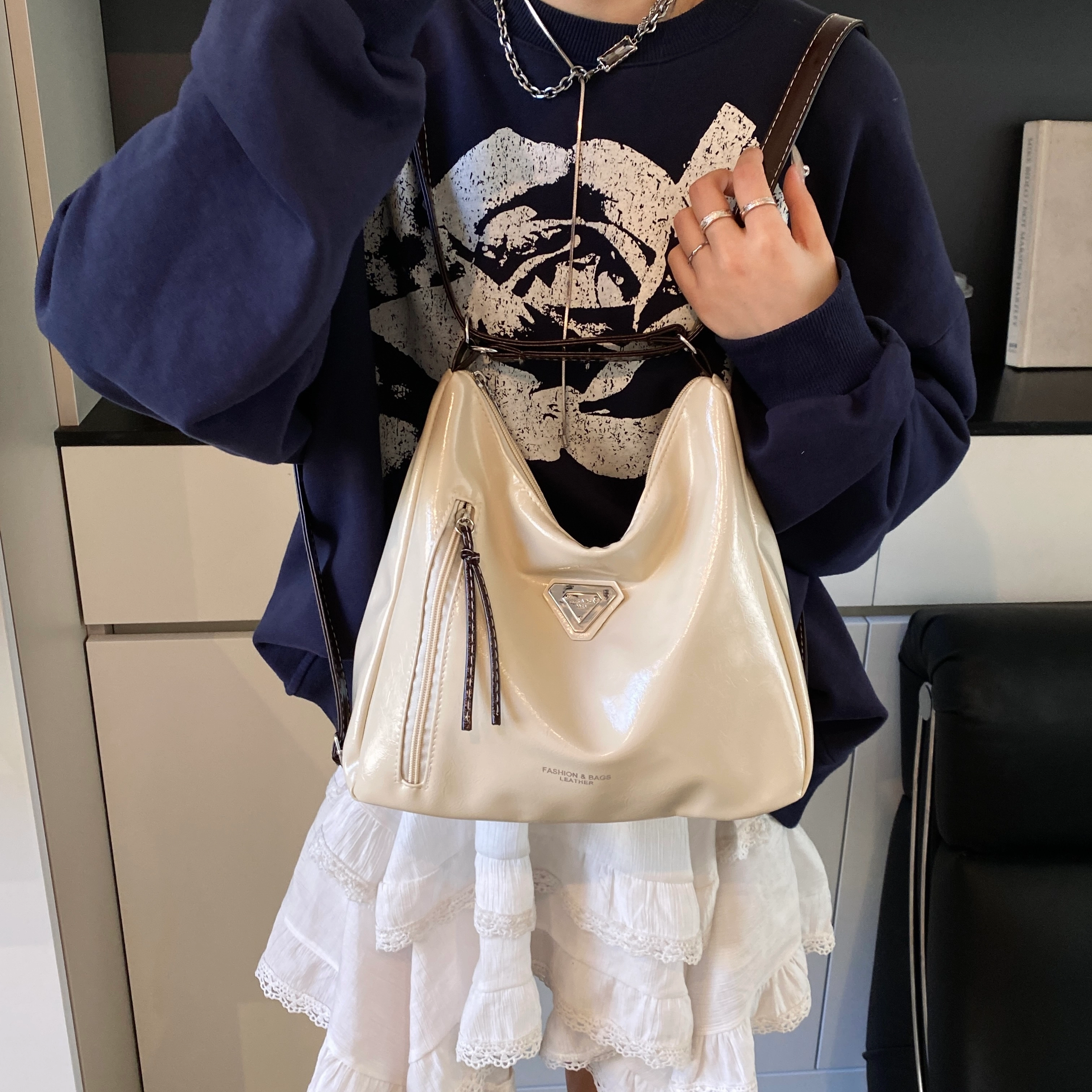 RIVMIND ins PU Tote