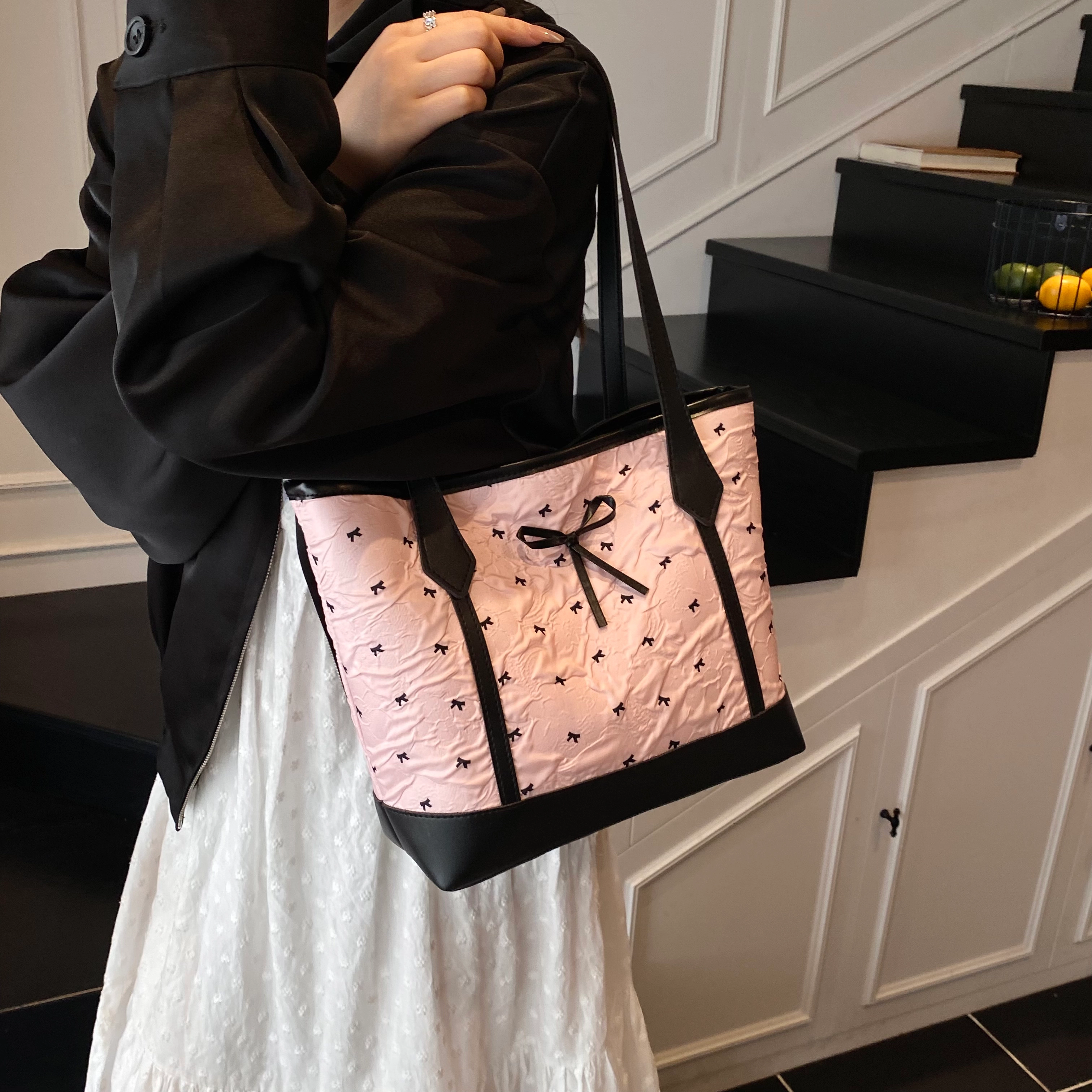 RIVMIND PU Tote