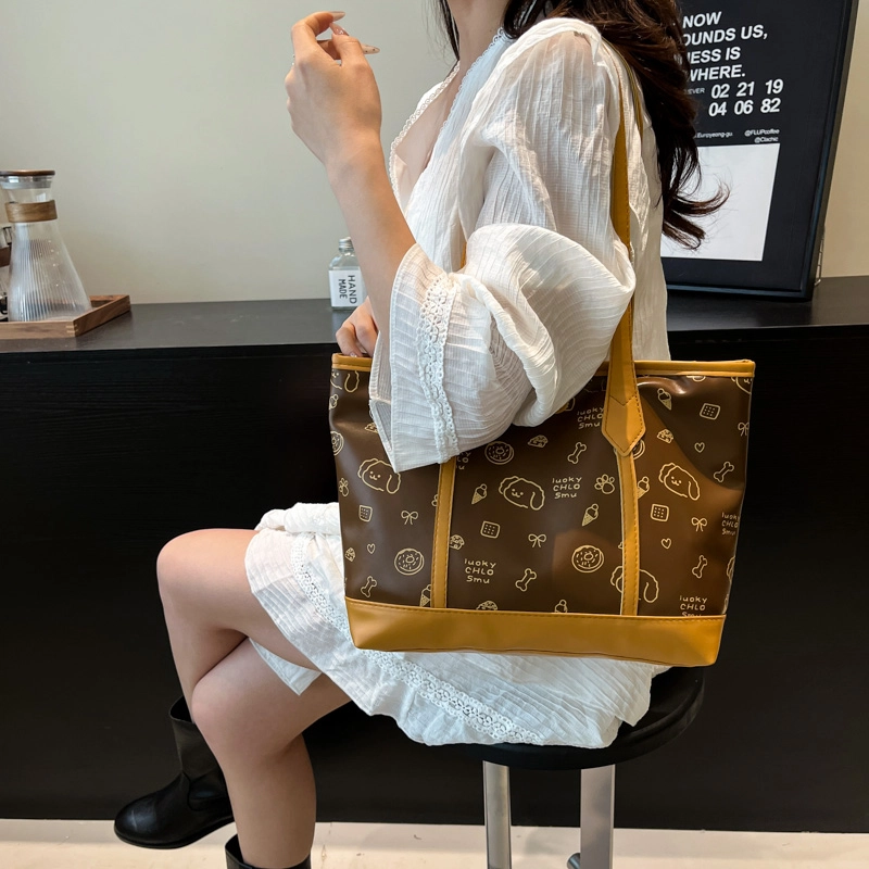 RIVMIND PU Tote
