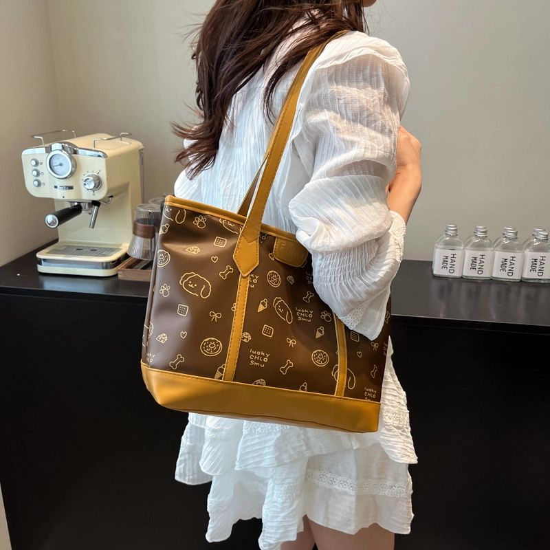 RIVMIND PU Tote