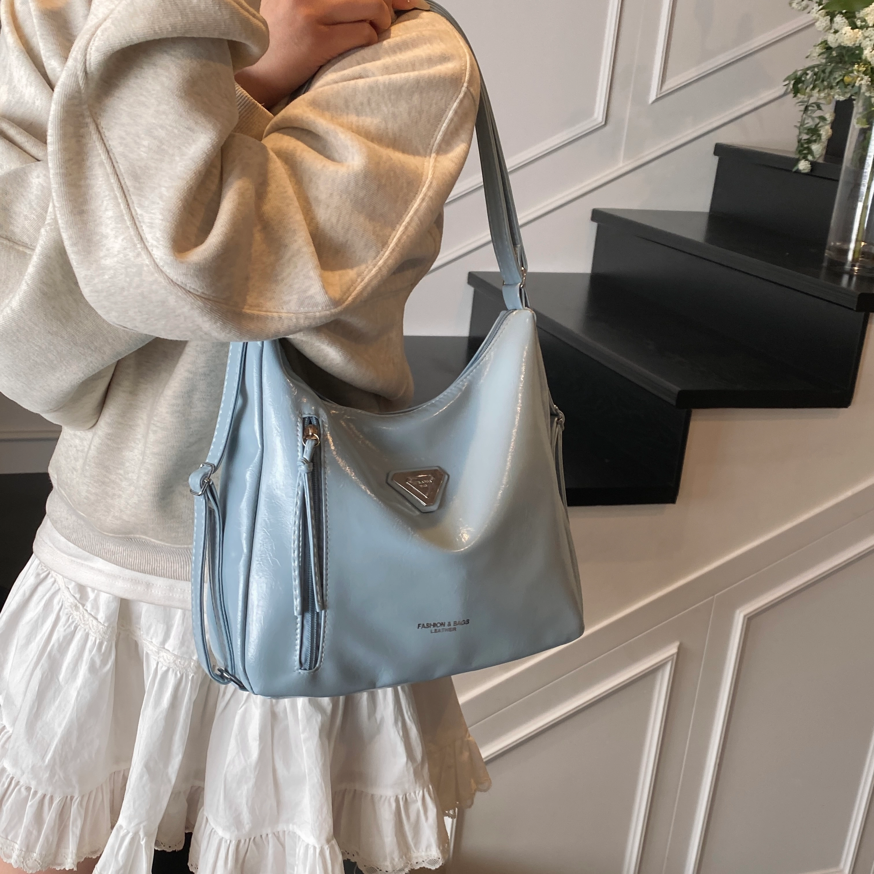 RIVMIND ins PU Tote
