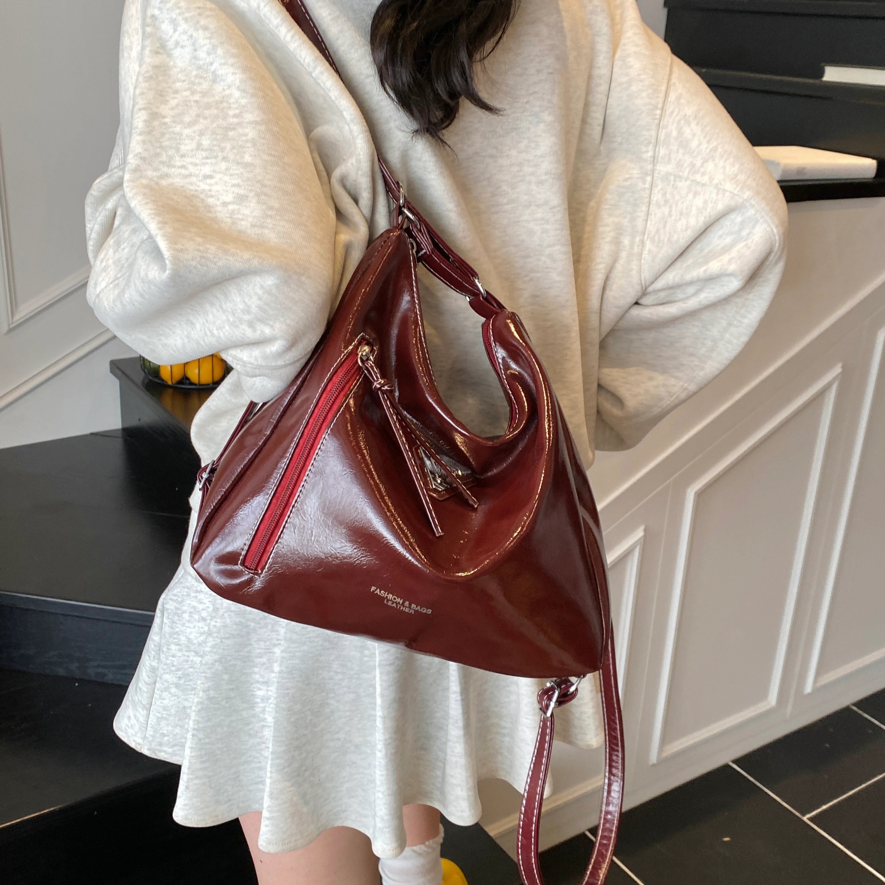 RIVMIND ins PU Tote