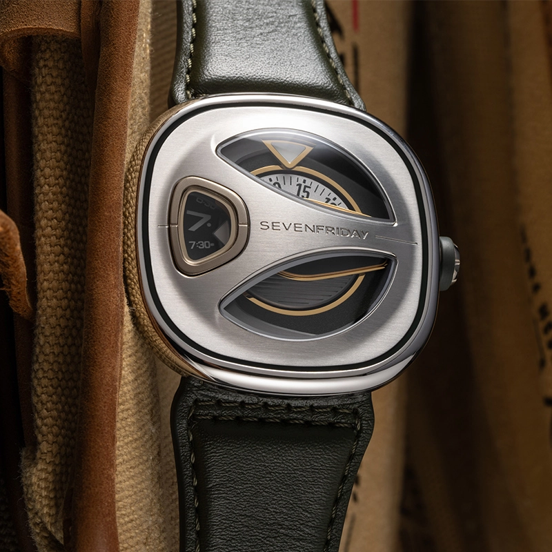 SEVENFRIDAY ME 44.5*44mm