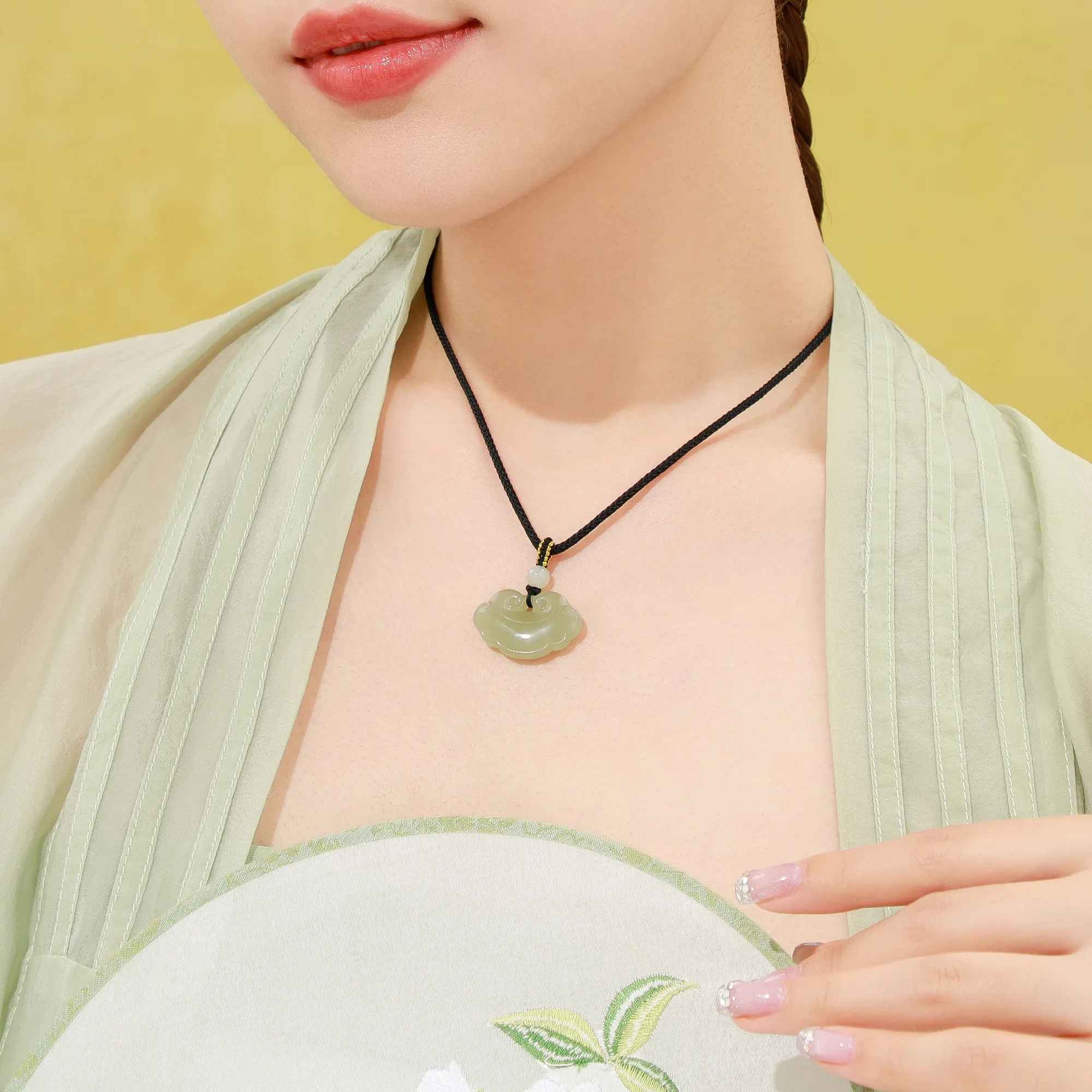 雅生珠宝 吉祥如意锁 长命锁国风祥云如意锁包 温婉大气温润精致 新中式平安锁  #好运 和田玉项链 青玉 女款
