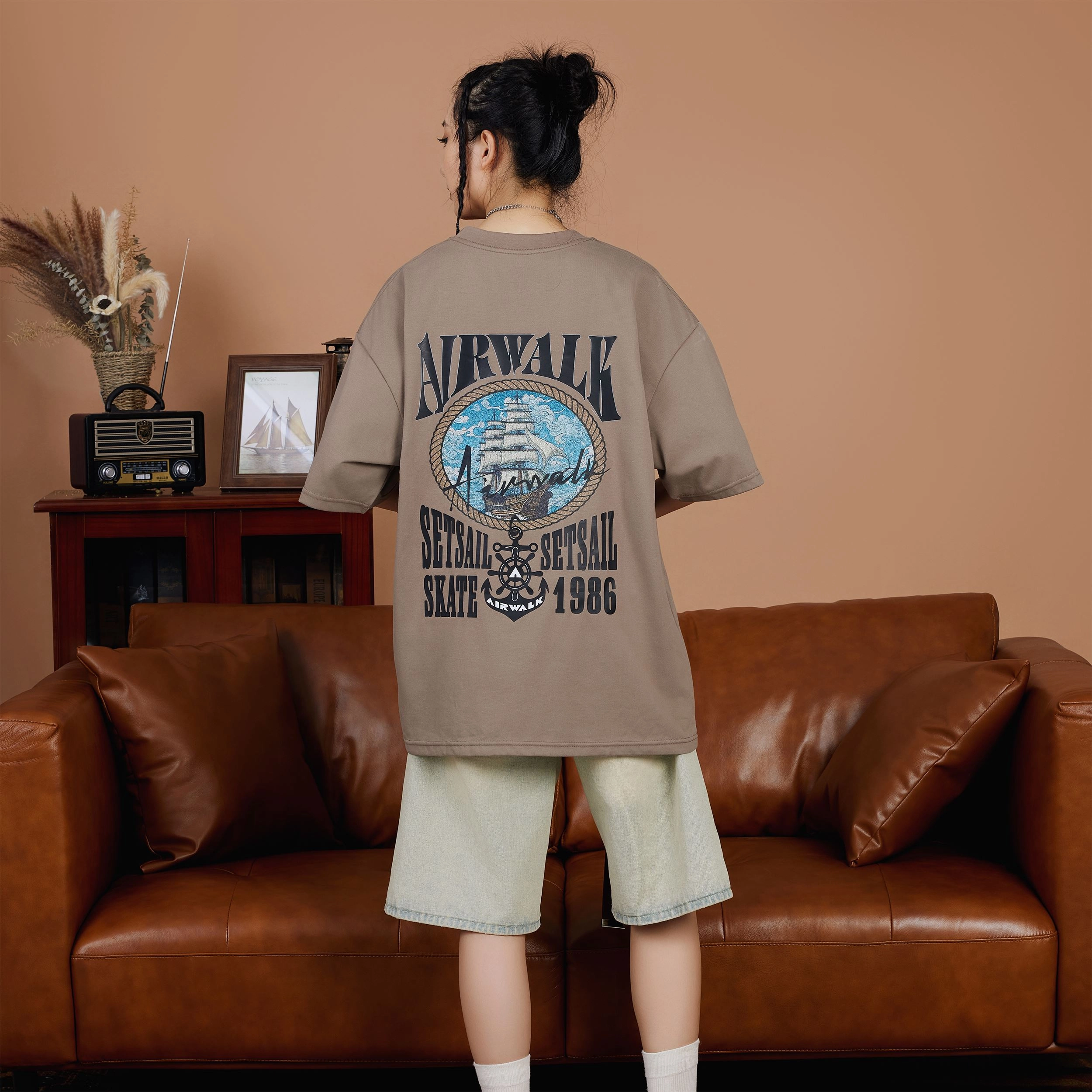 Airwalk T