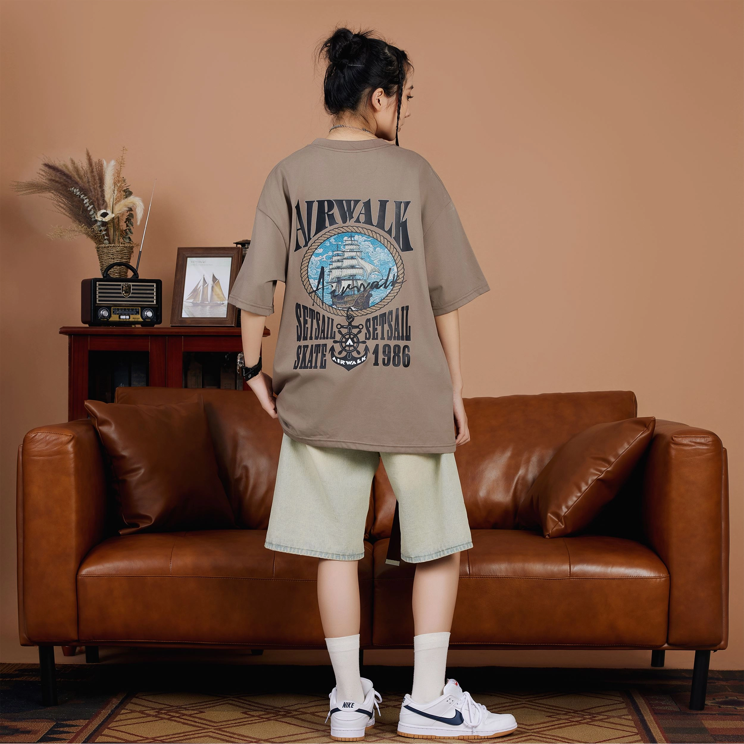 Airwalk T