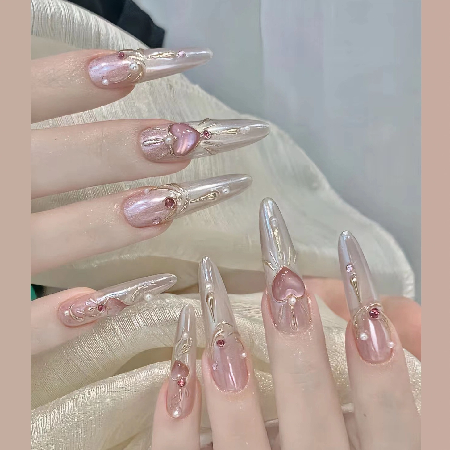 几多萌 美少女战士美甲穿戴甲高光猫眼爱心法式可拆卸  长款粉色渐变