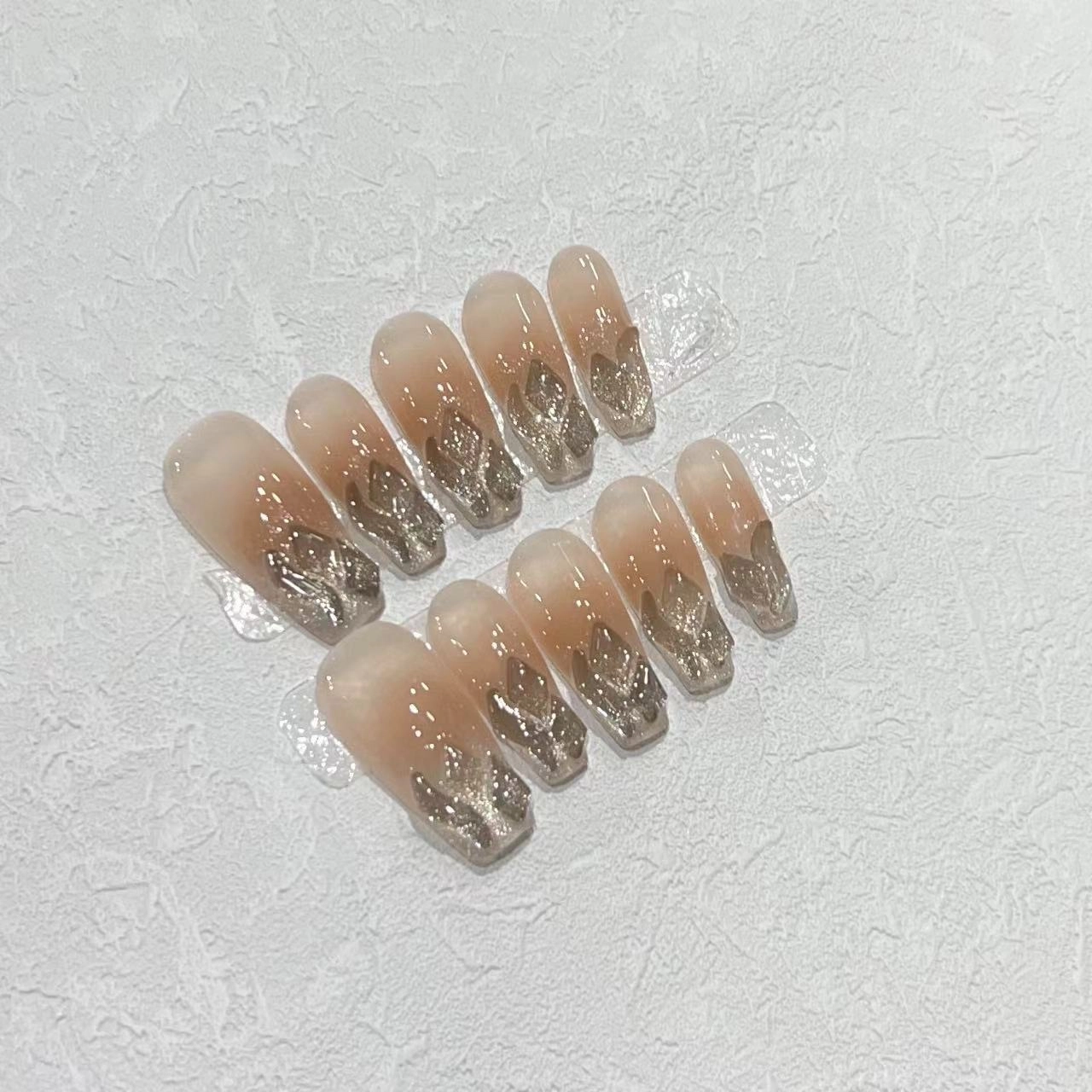 几多萌 法式渐变闪粉  穿戴甲 梯型长款裸色腮红晕染