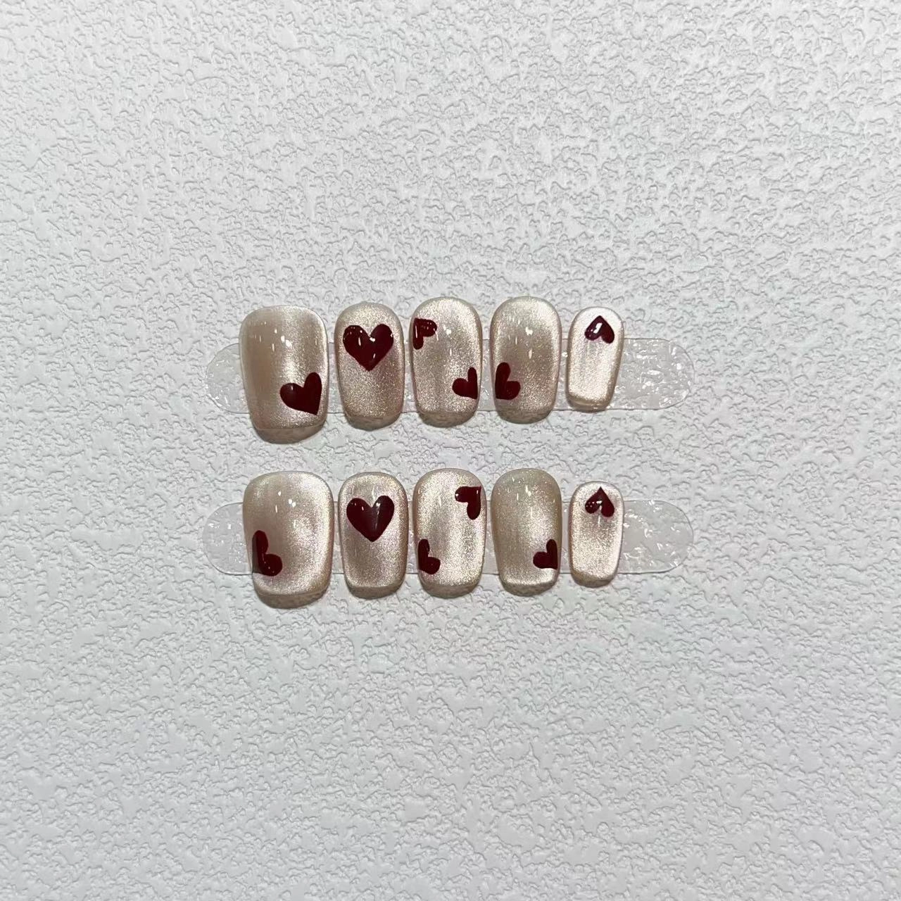 几多萌 纯手工  穿戴甲 短短梯红色裸色 猫眼