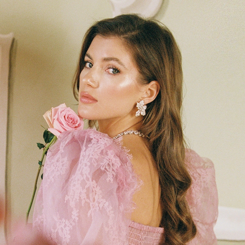 NANA JACQUELINE