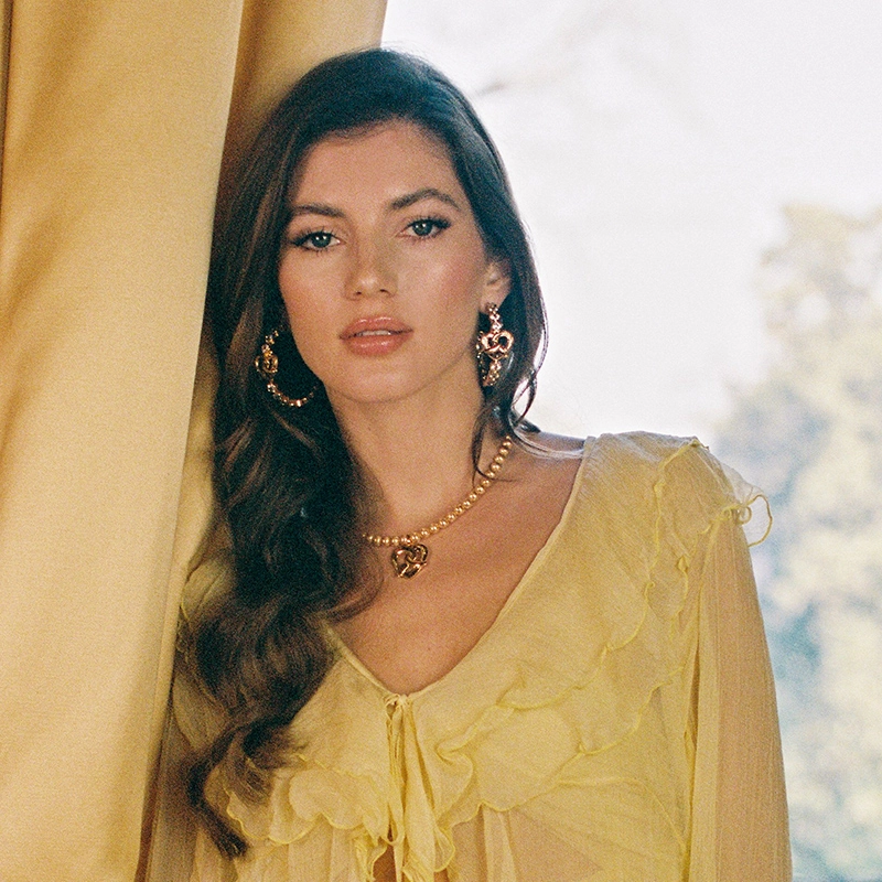 NANA JACQUELINE