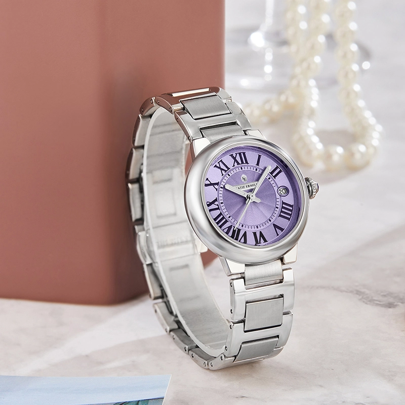 Katie Ermilio 33 30 KE-S492BAQ
