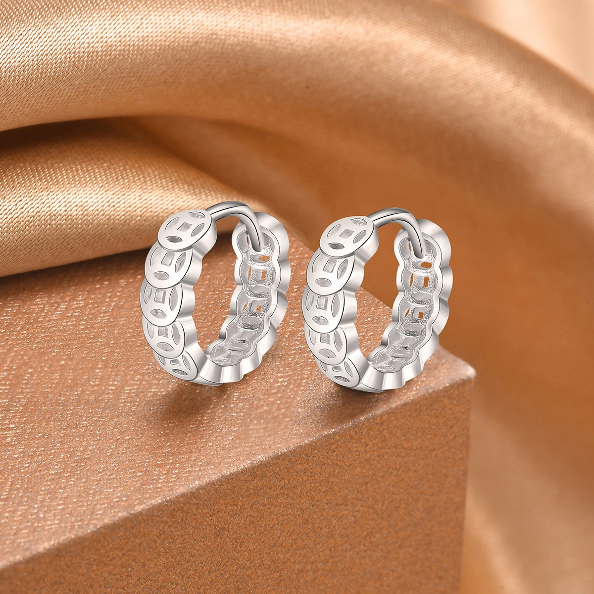 990