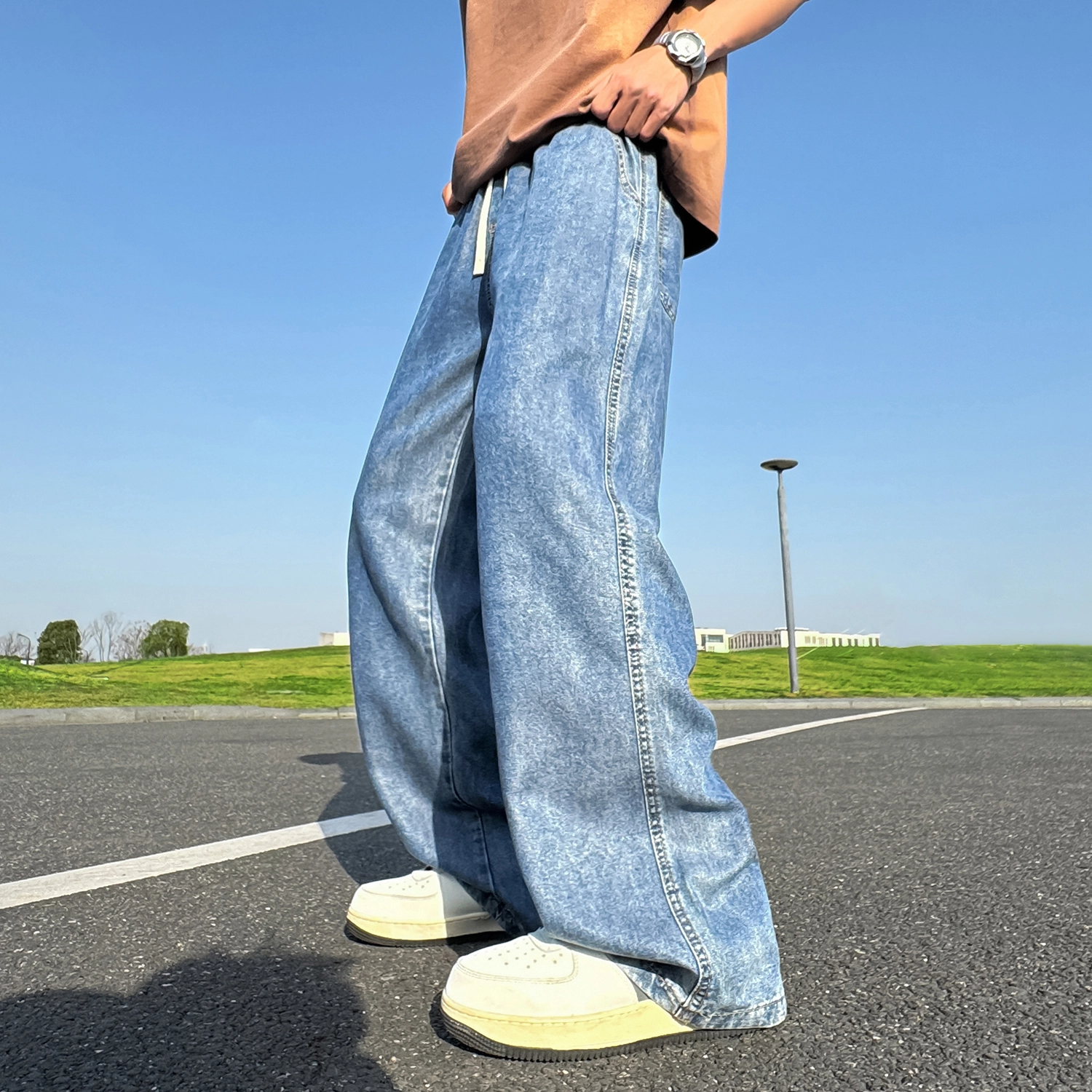 JEANSWEST