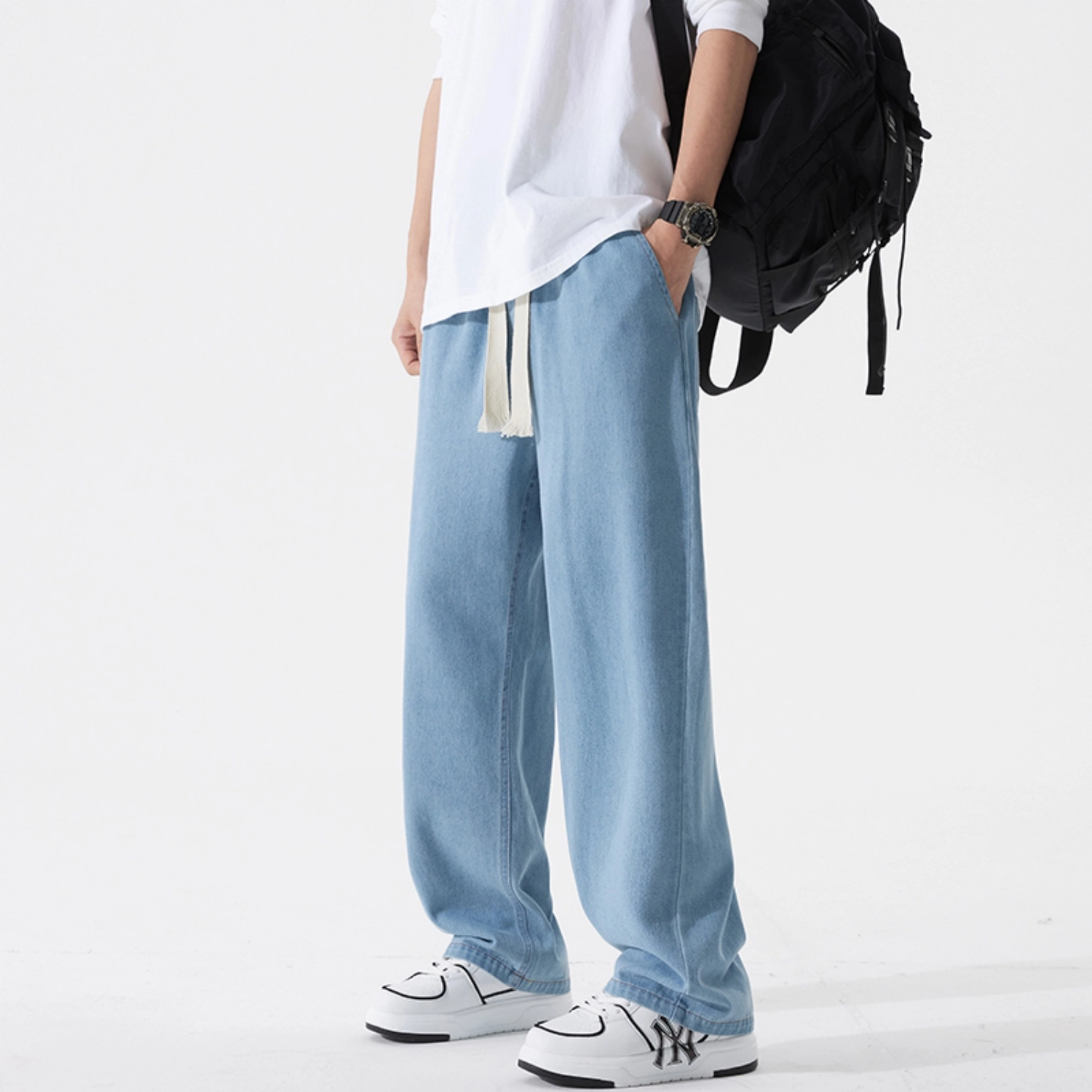 JEANSWEST
