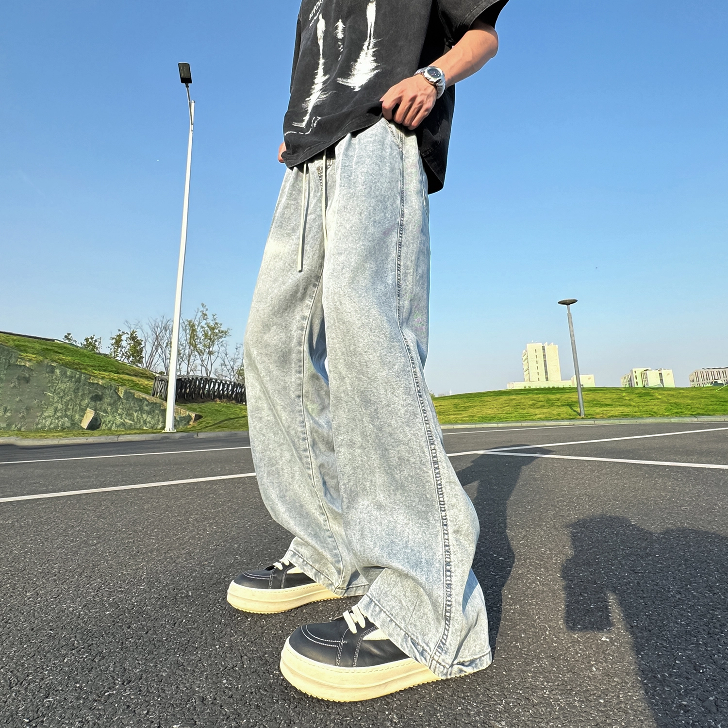 JEANSWEST