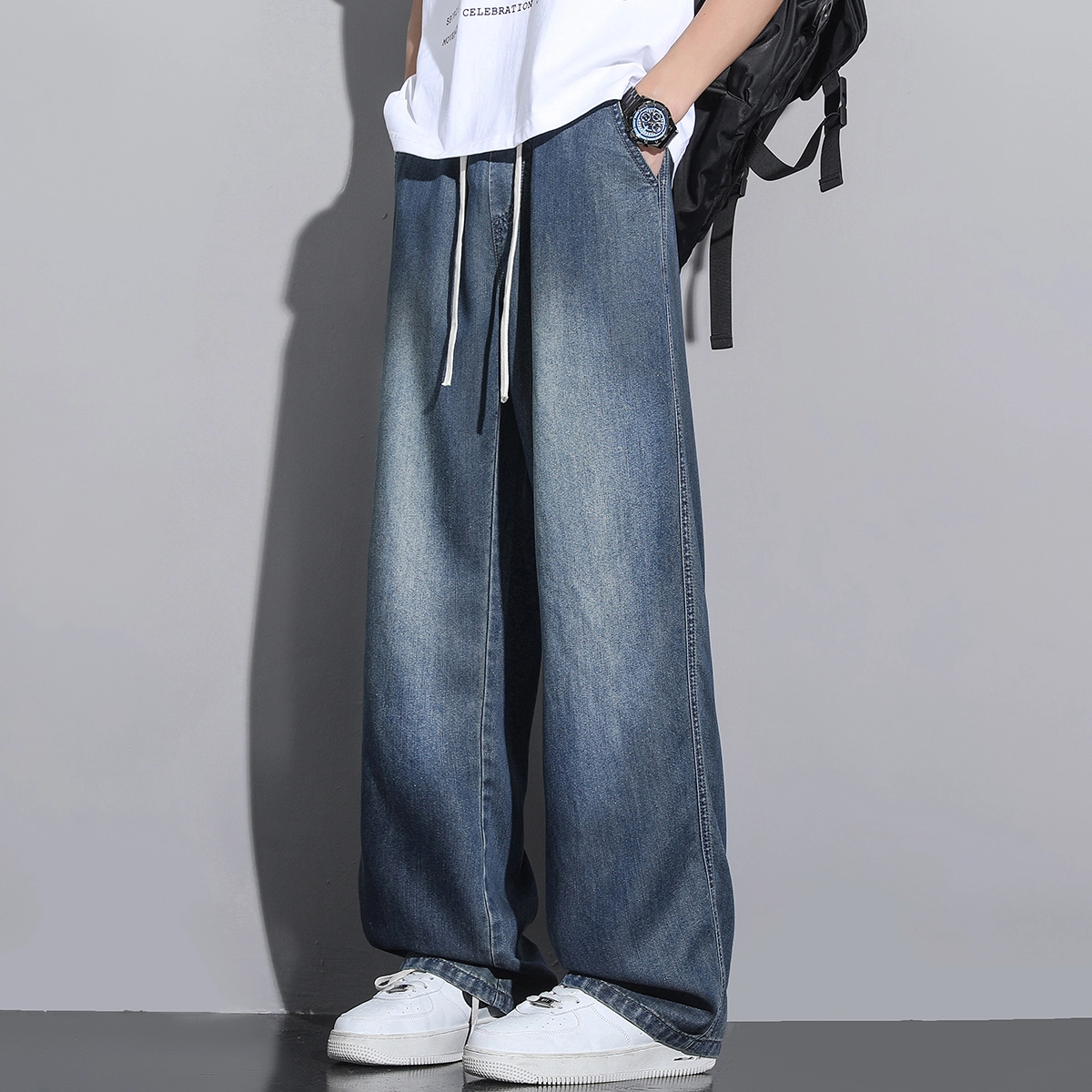 JEANSWEST