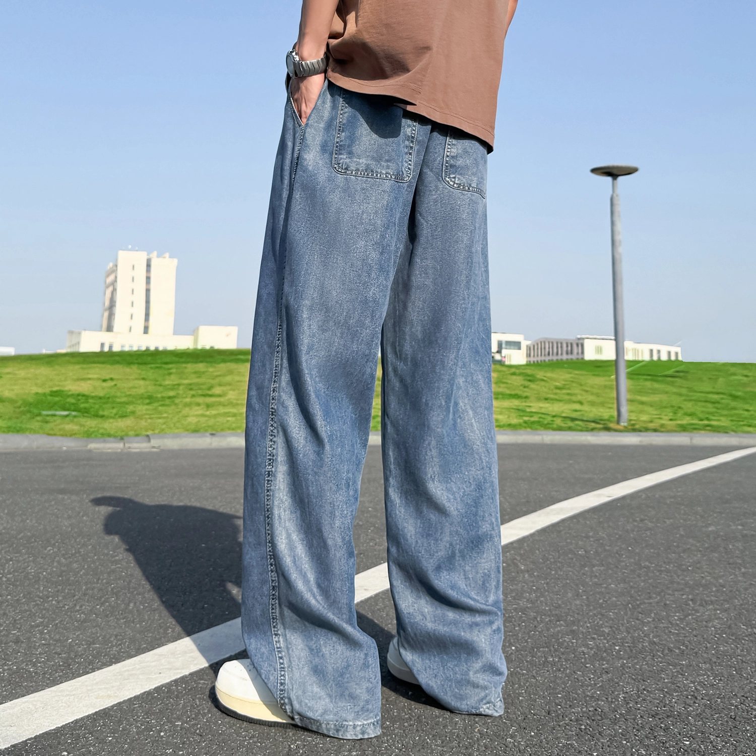 JEANSWEST