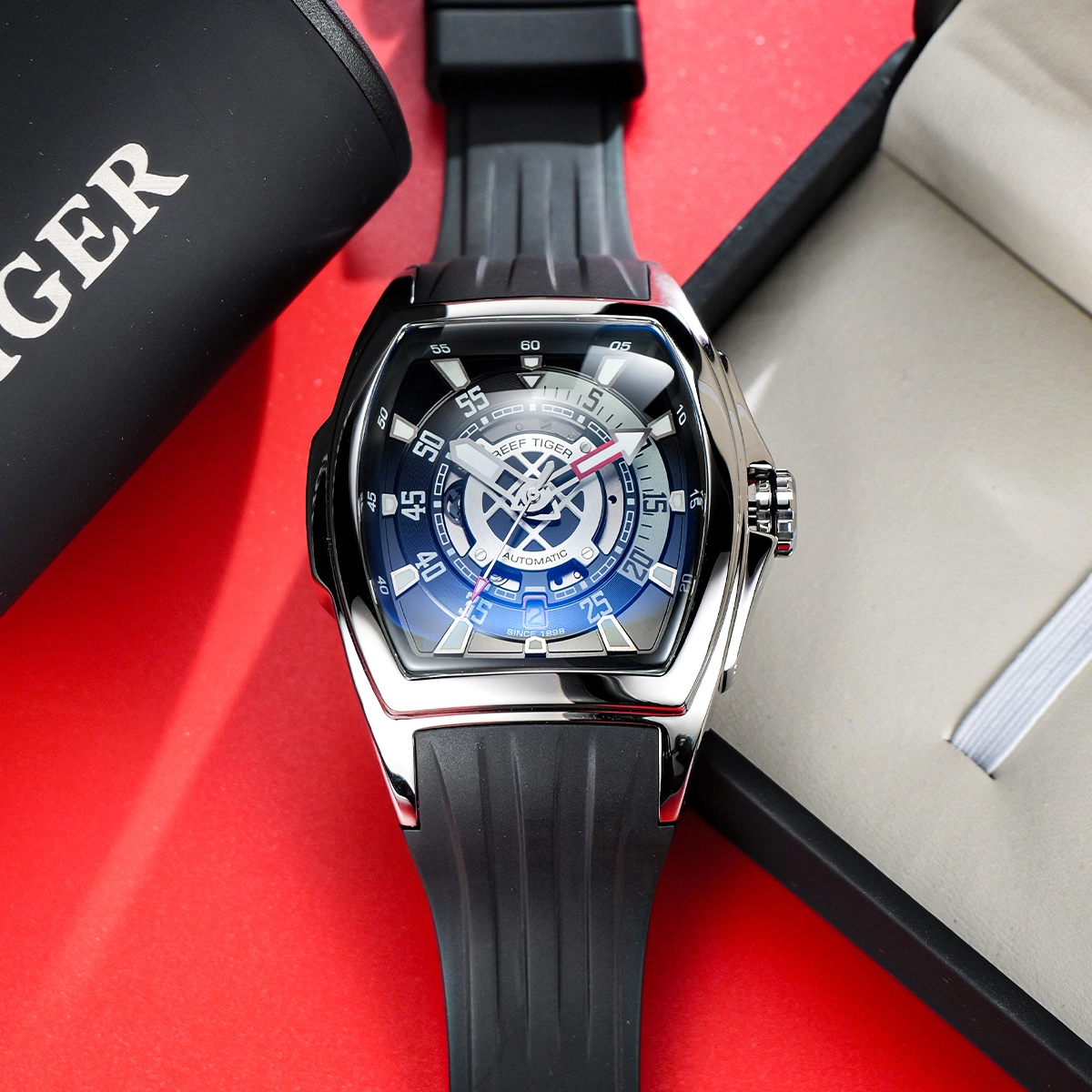 REEF TIGER RGA3061
