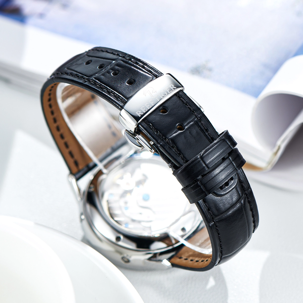 REEF TIGER II RGA8218