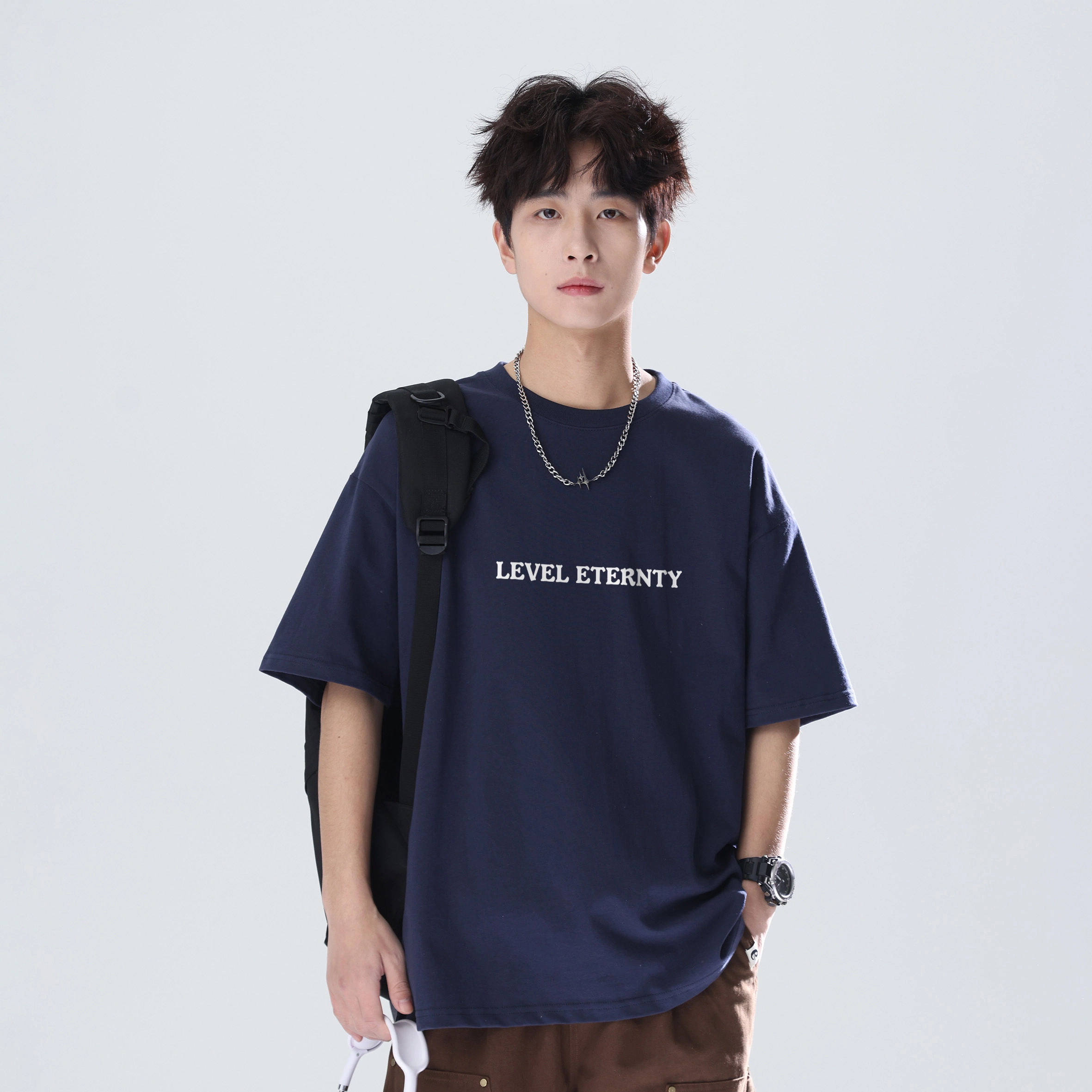 LEVEL logoT
