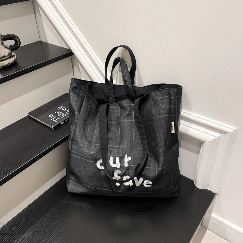 MOWAP Tote