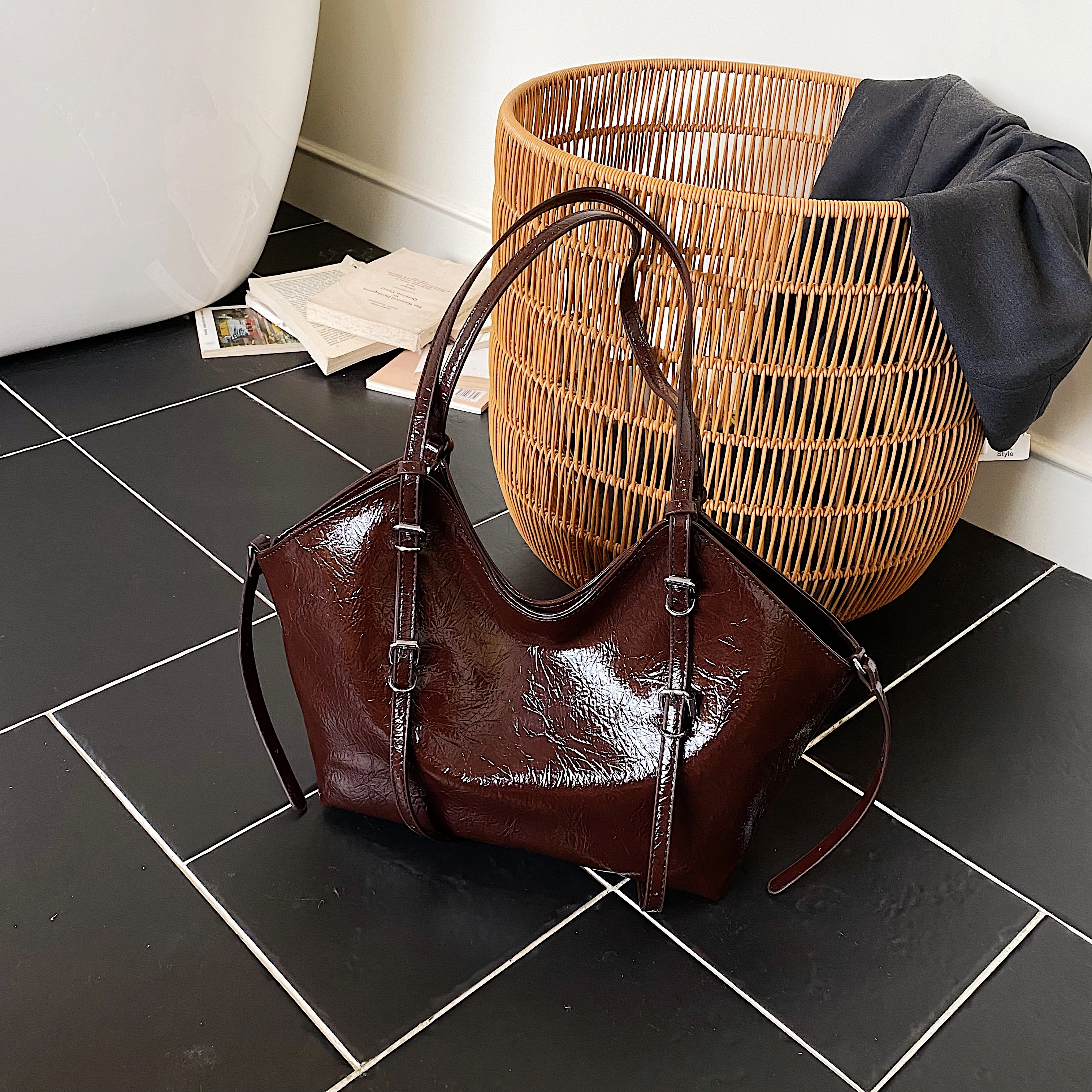 MOWAP PU Tote