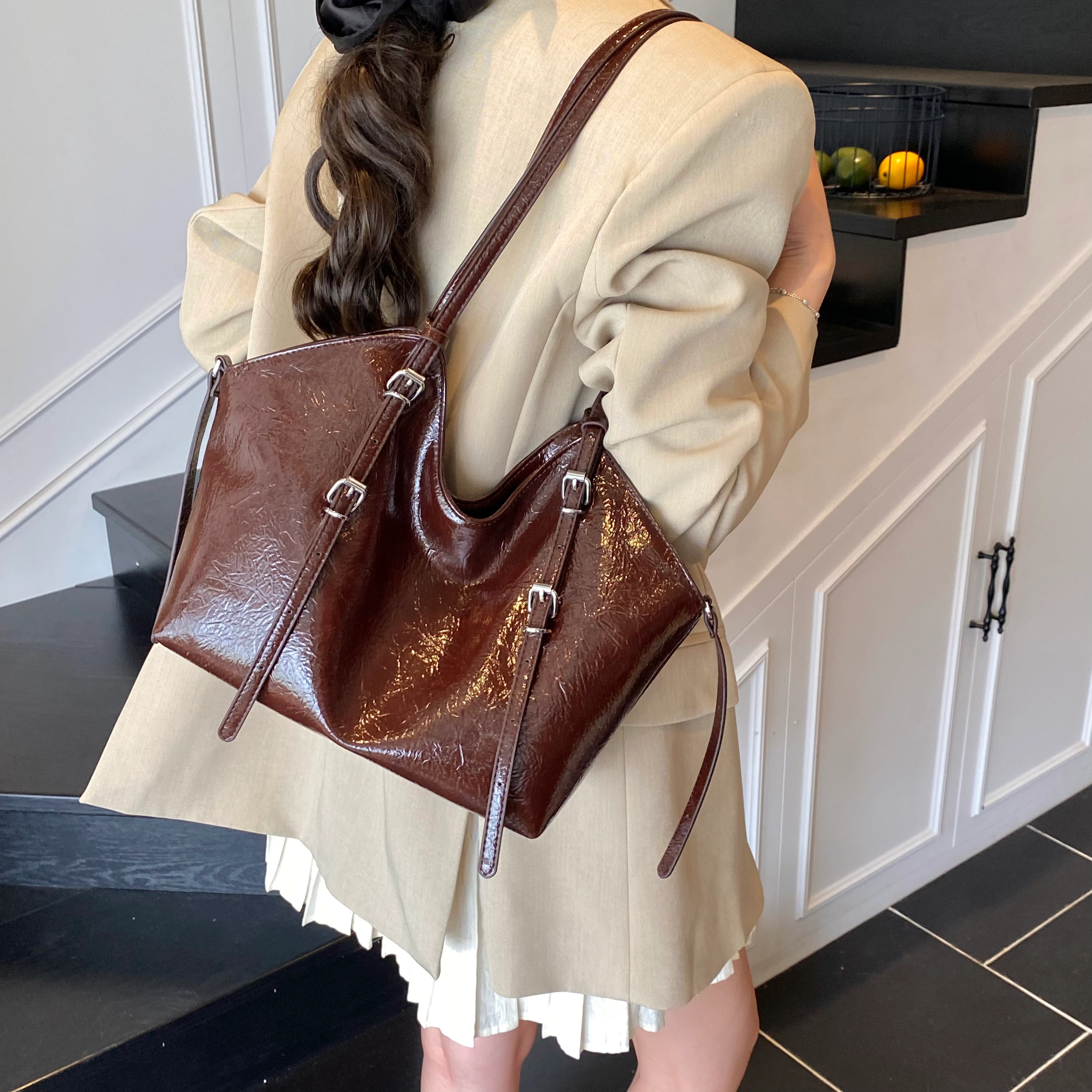 MOWAP PU Tote