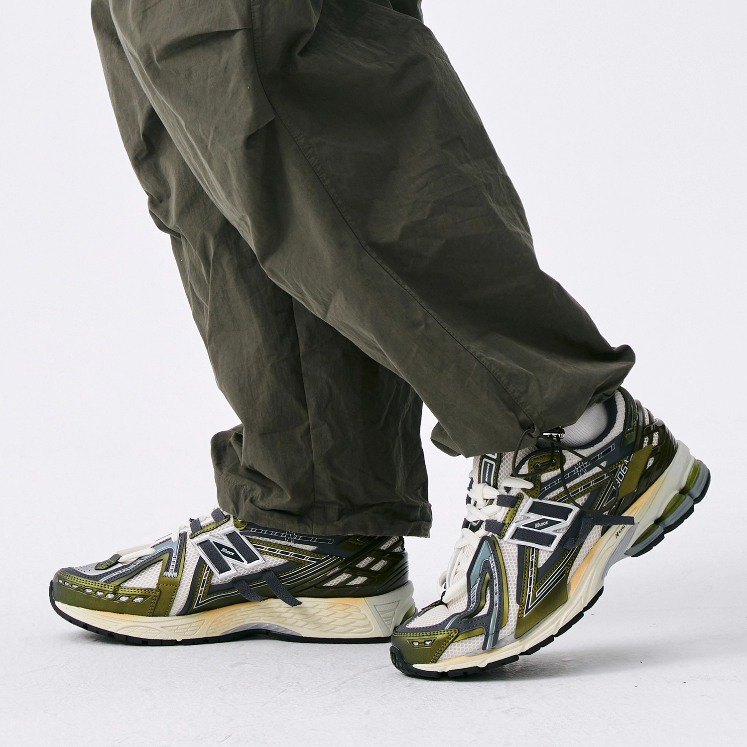 New Balance 1906A