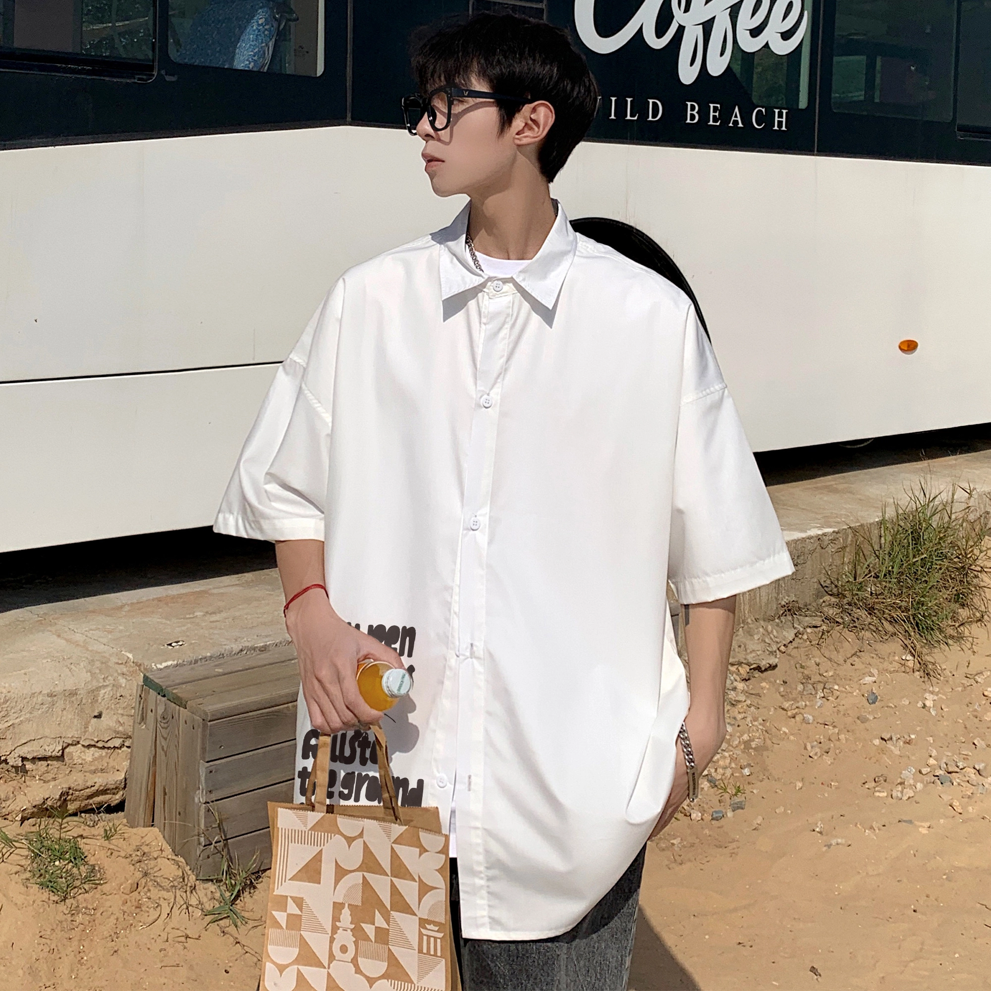 稻草人 简约日系字母涂鸦印花宽松休闲百搭短袖衬衫 男女同款