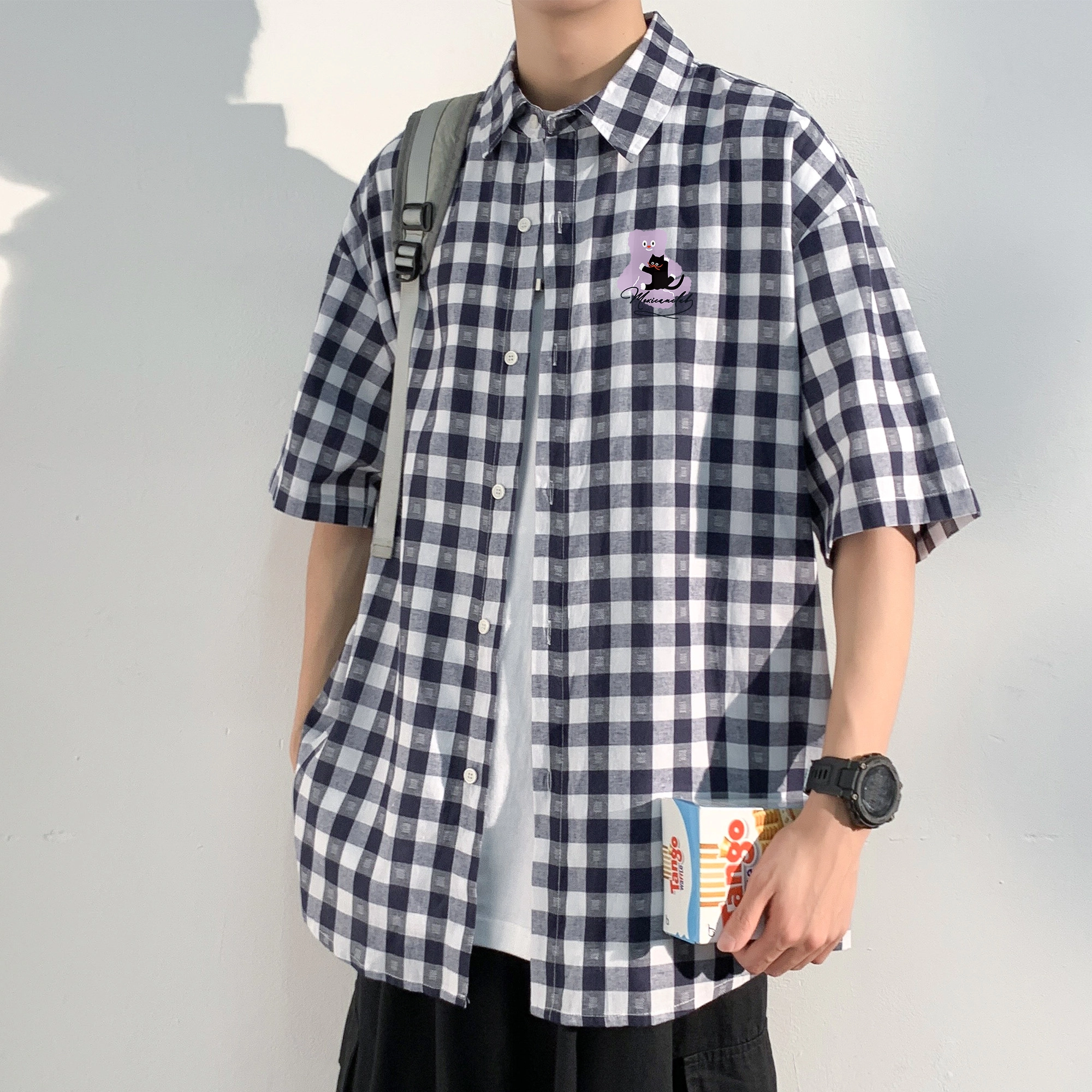 稻草人 小清新格纹可爱猫咪涂鸦印花透气休闲宽松多彩格子短袖衬衫 男女同款