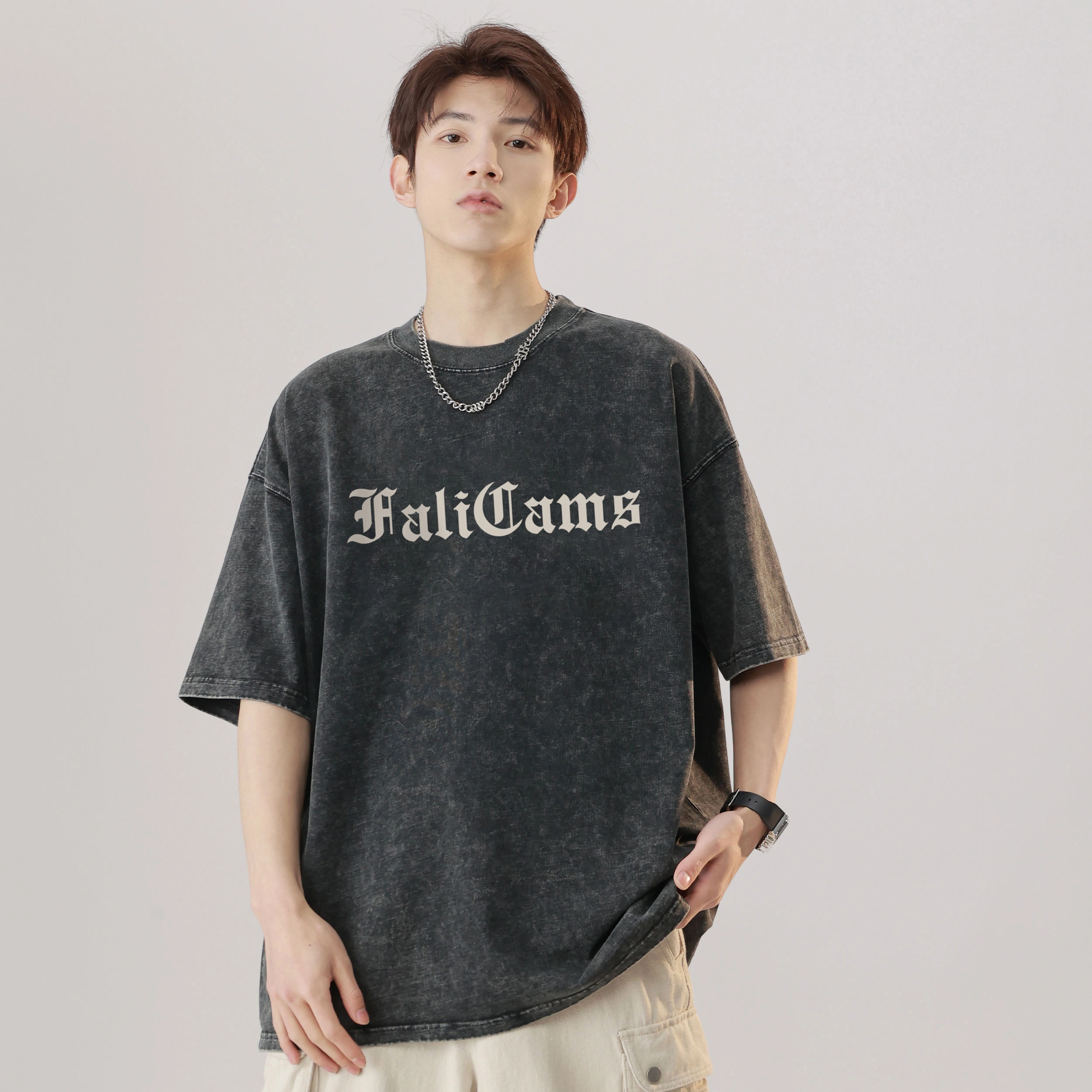 FALIAMS T